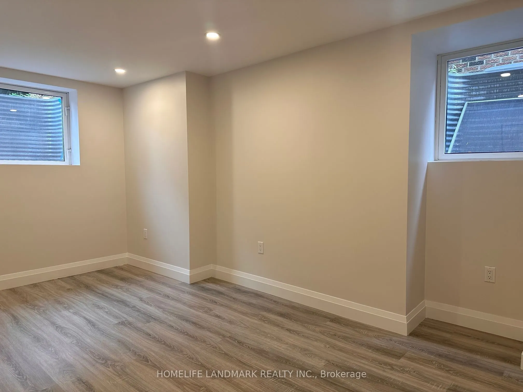 2036 Grosvenor Street, #lower