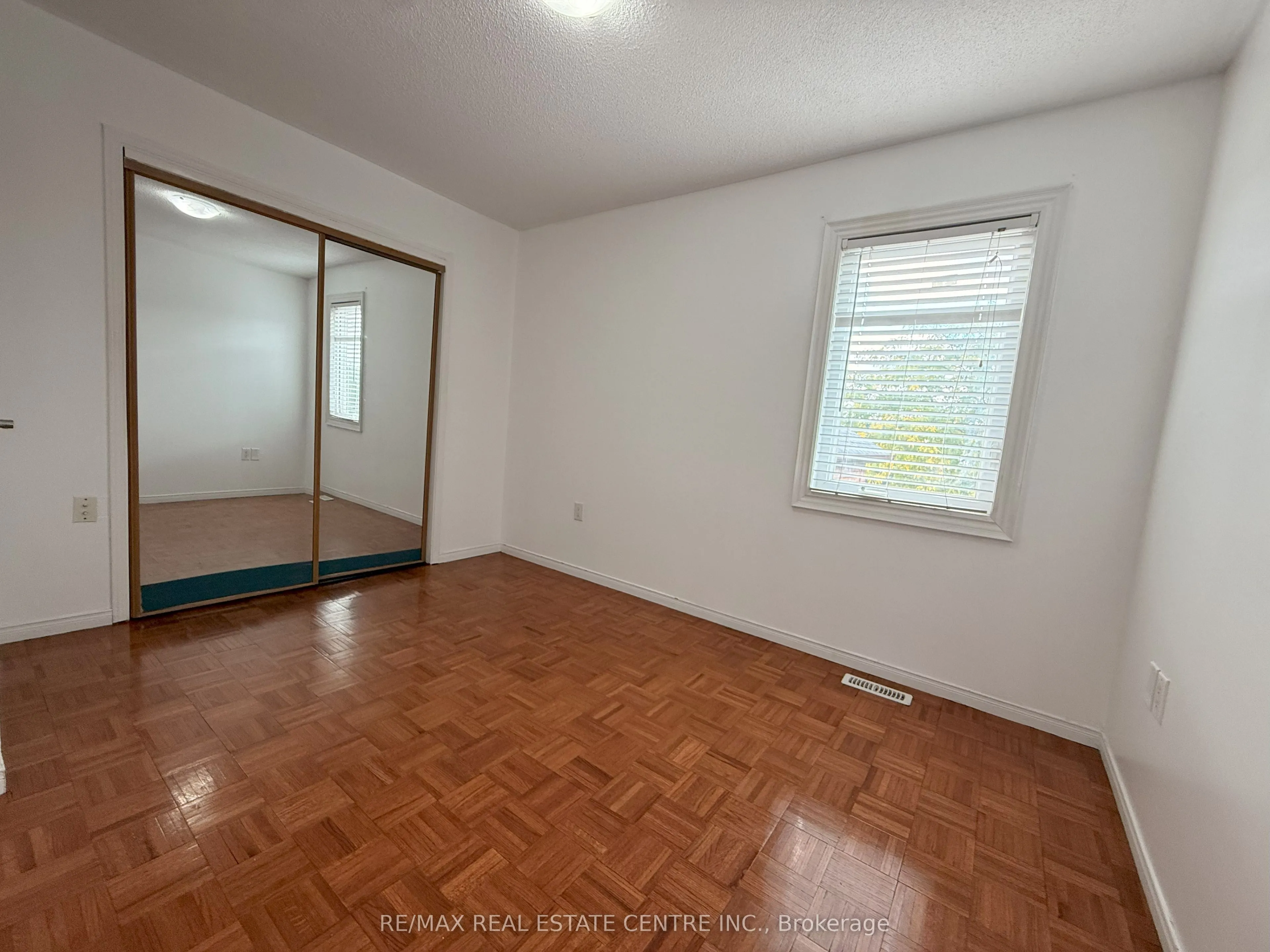 84 Creditstone Road