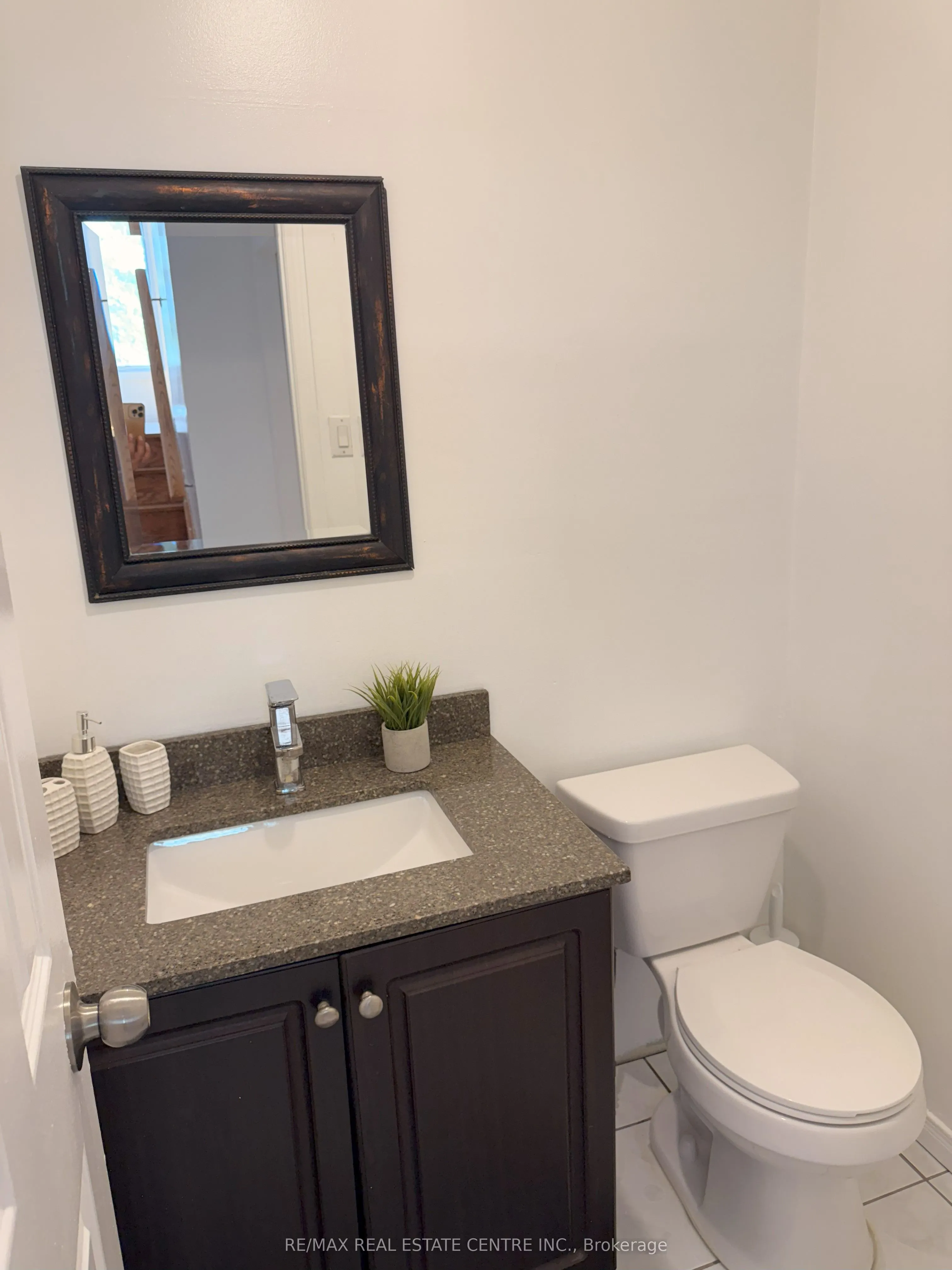 84 Creditstone Road