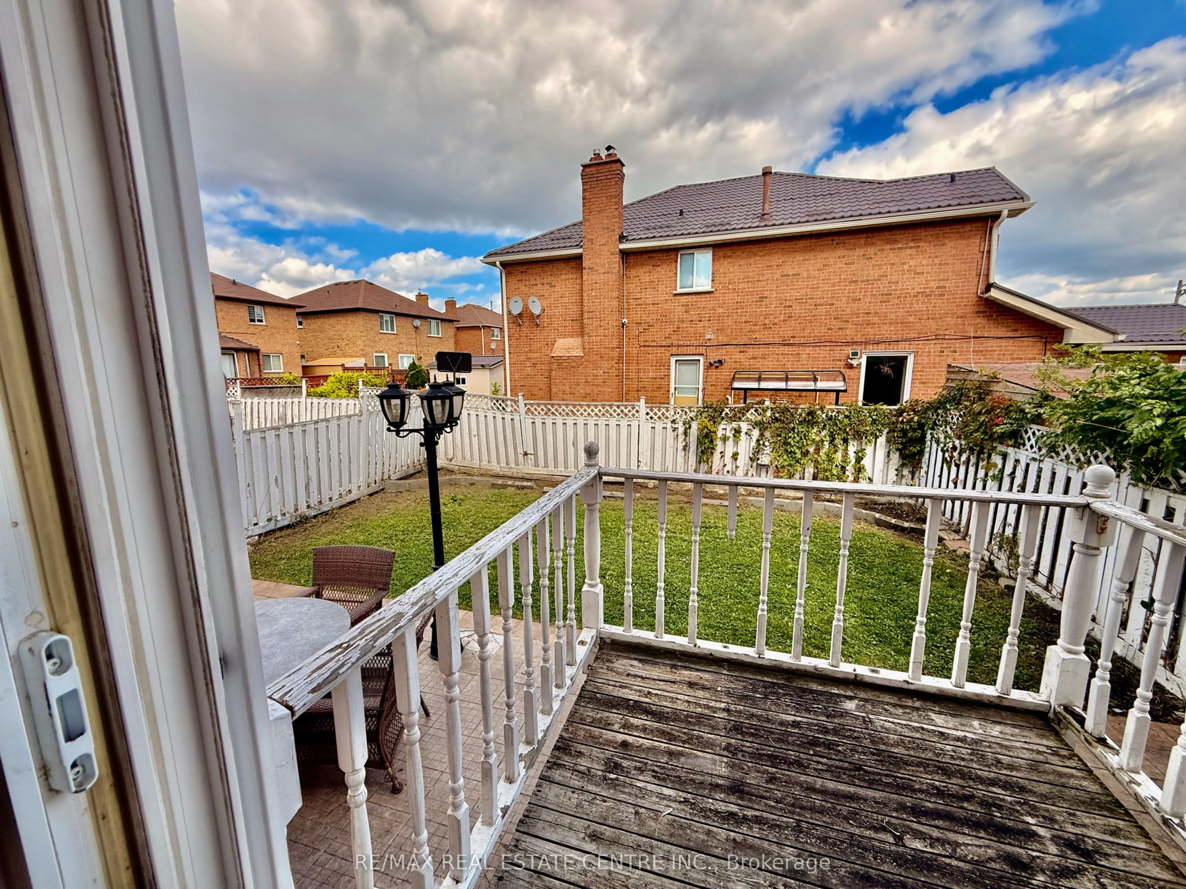 84 Creditstone Road