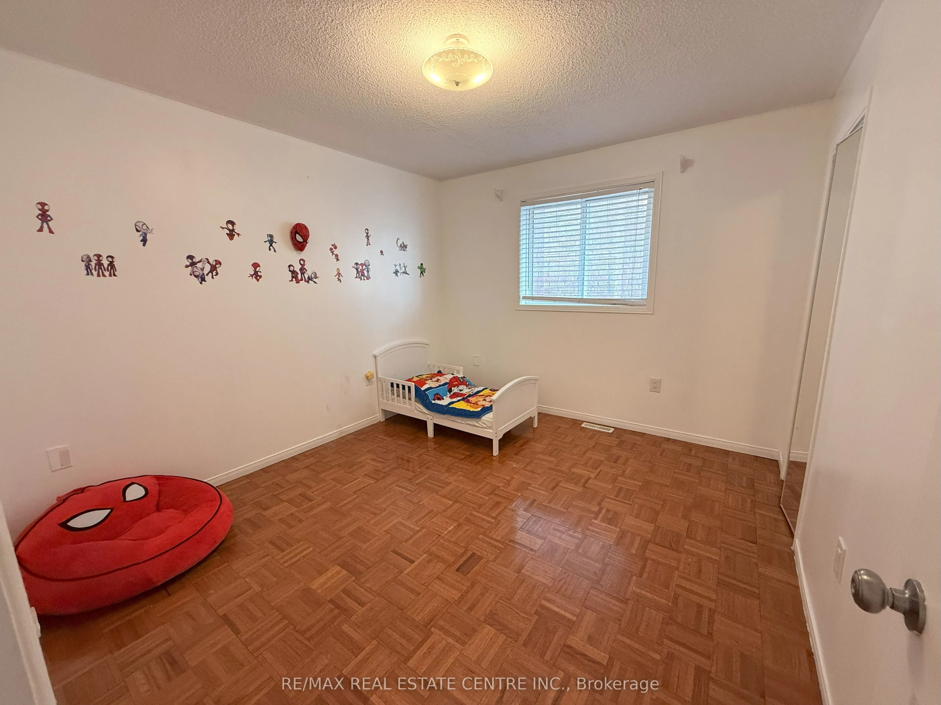 84 Creditstone Road