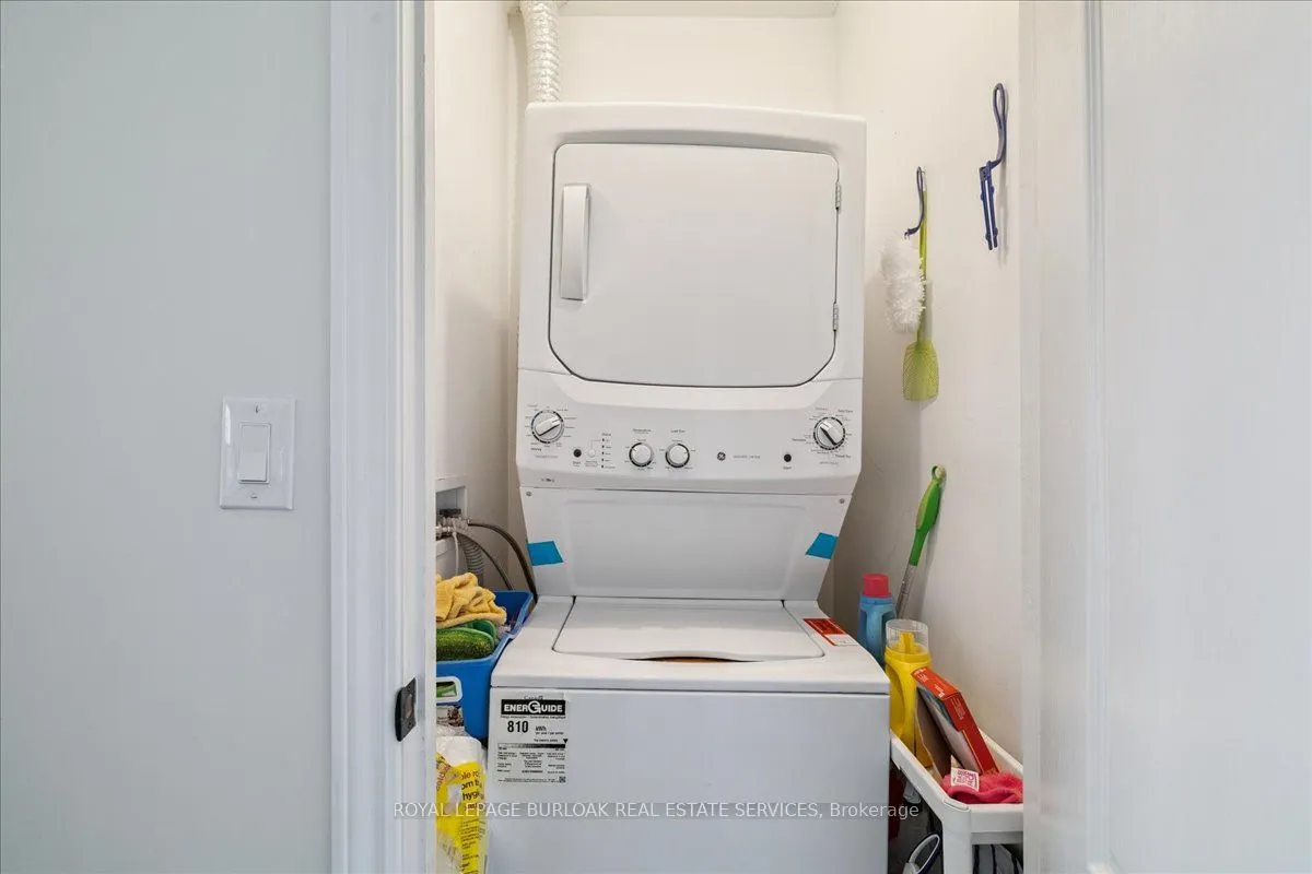 34 Plains Road E, #501