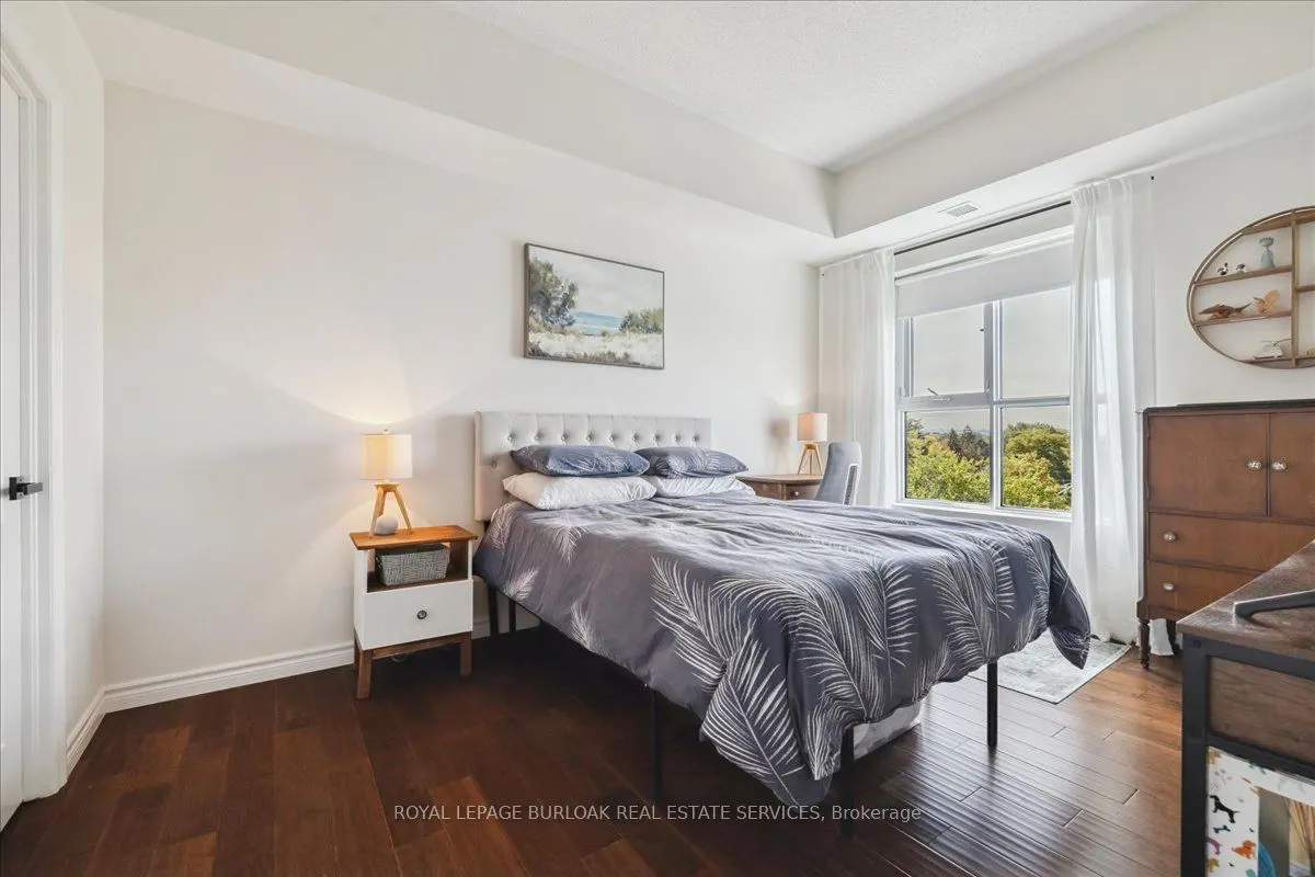 34 Plains Road E, #501