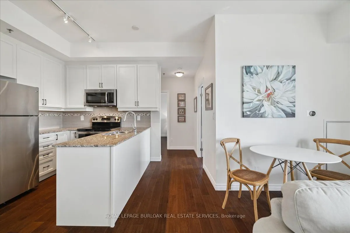 34 Plains Road E, #501
