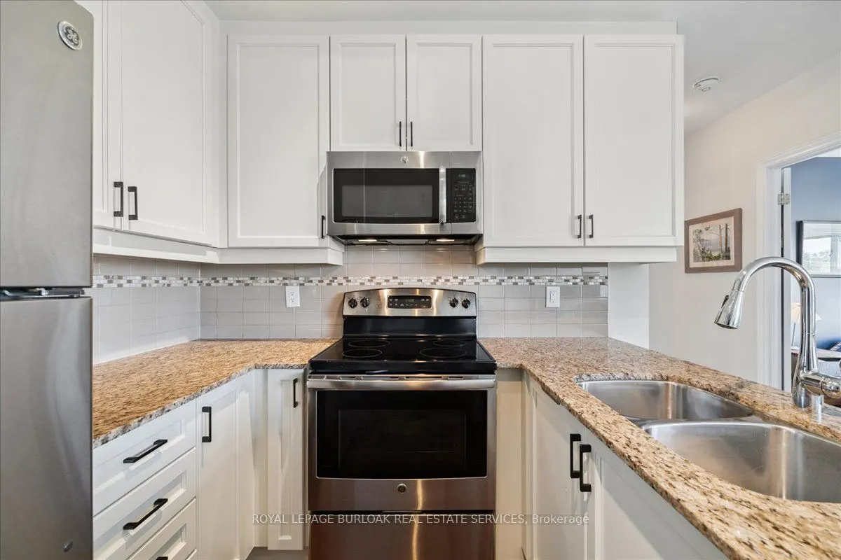 34 Plains Road E, #501