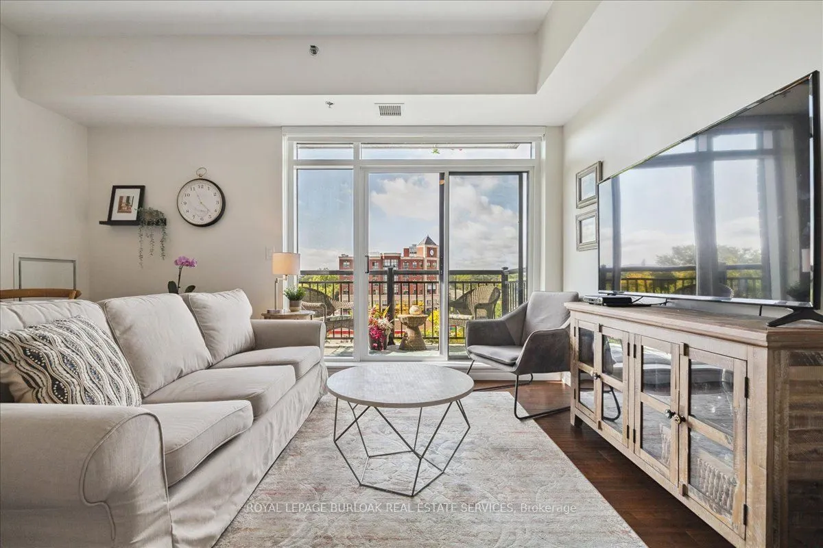 34 Plains Road E, #501
