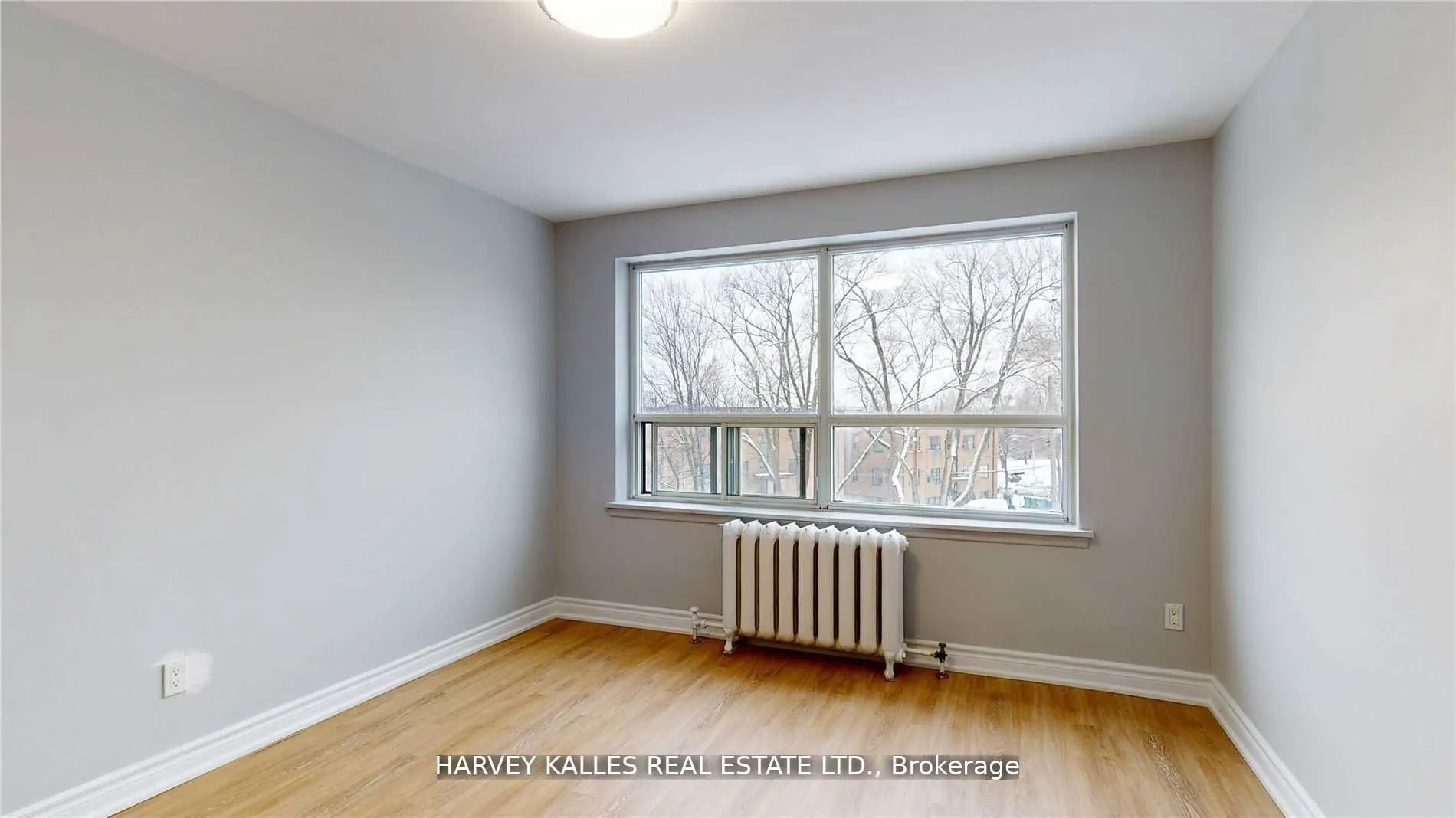 4 Greentree Court, #B4