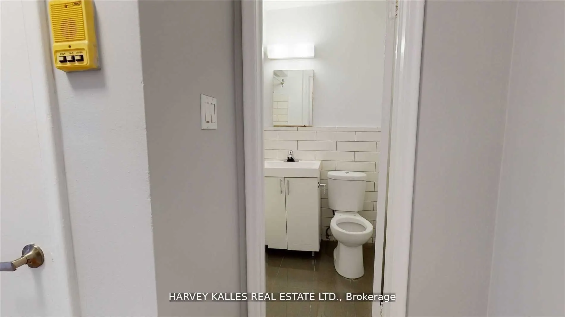 4 Greentree Court, #B4