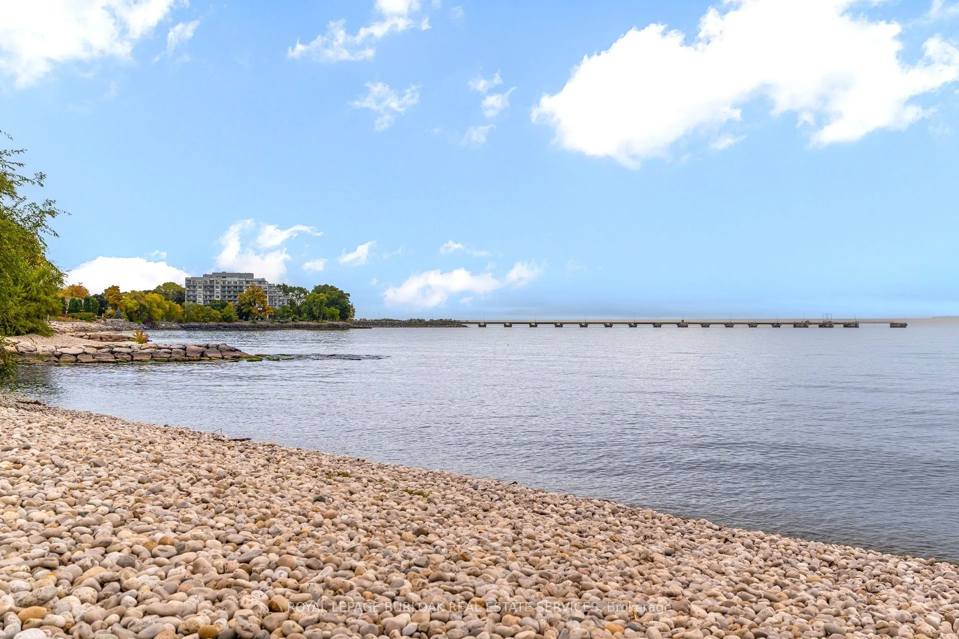 5475 Lakeshore Road, #4