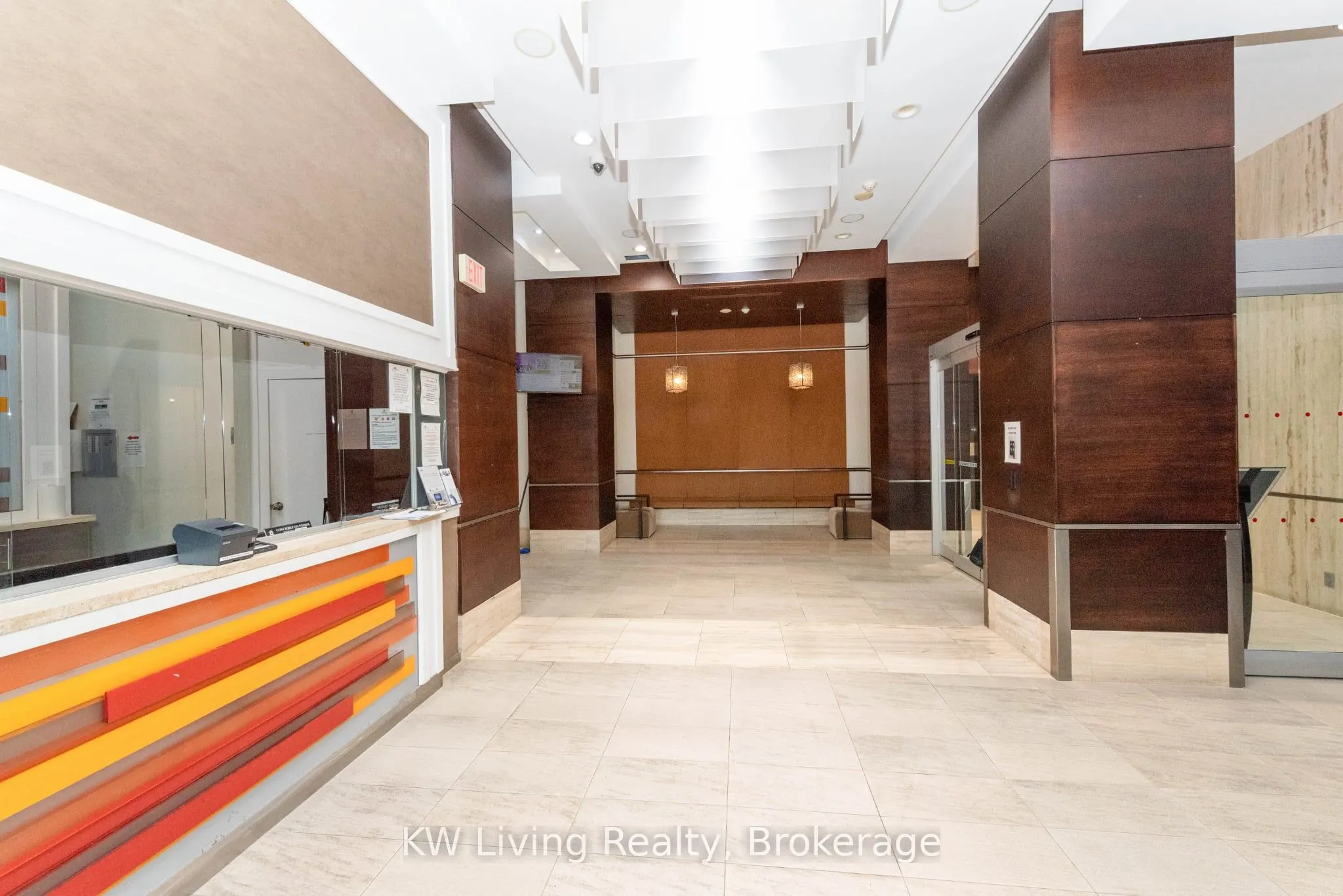 330 Burnhamthorpe Road W, #1008