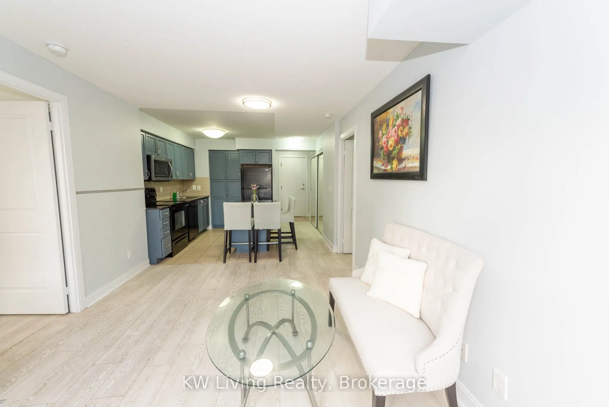 330 Burnhamthorpe Road W, #1008