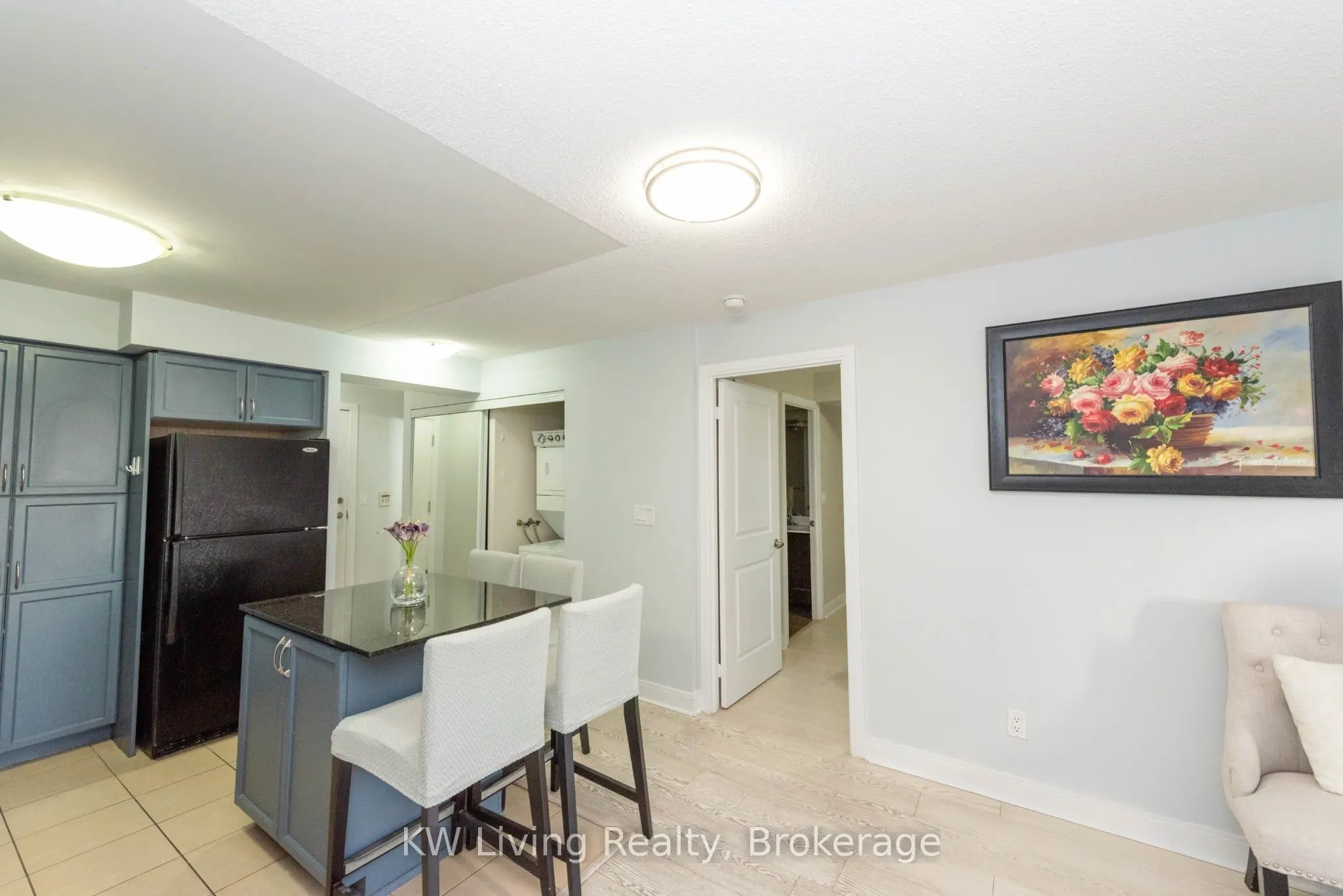 330 Burnhamthorpe Road W, #1008
