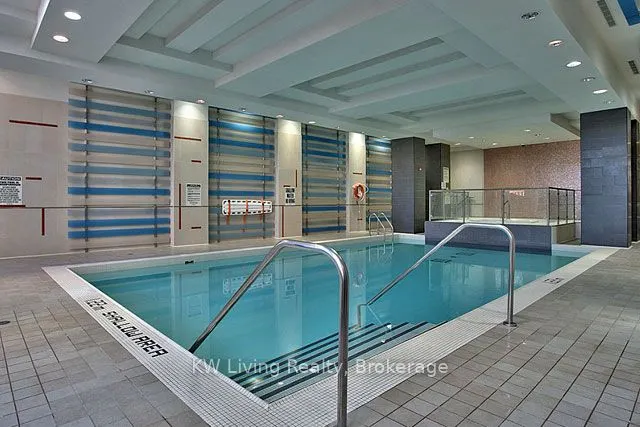 330 Burnhamthorpe Road W, #1008