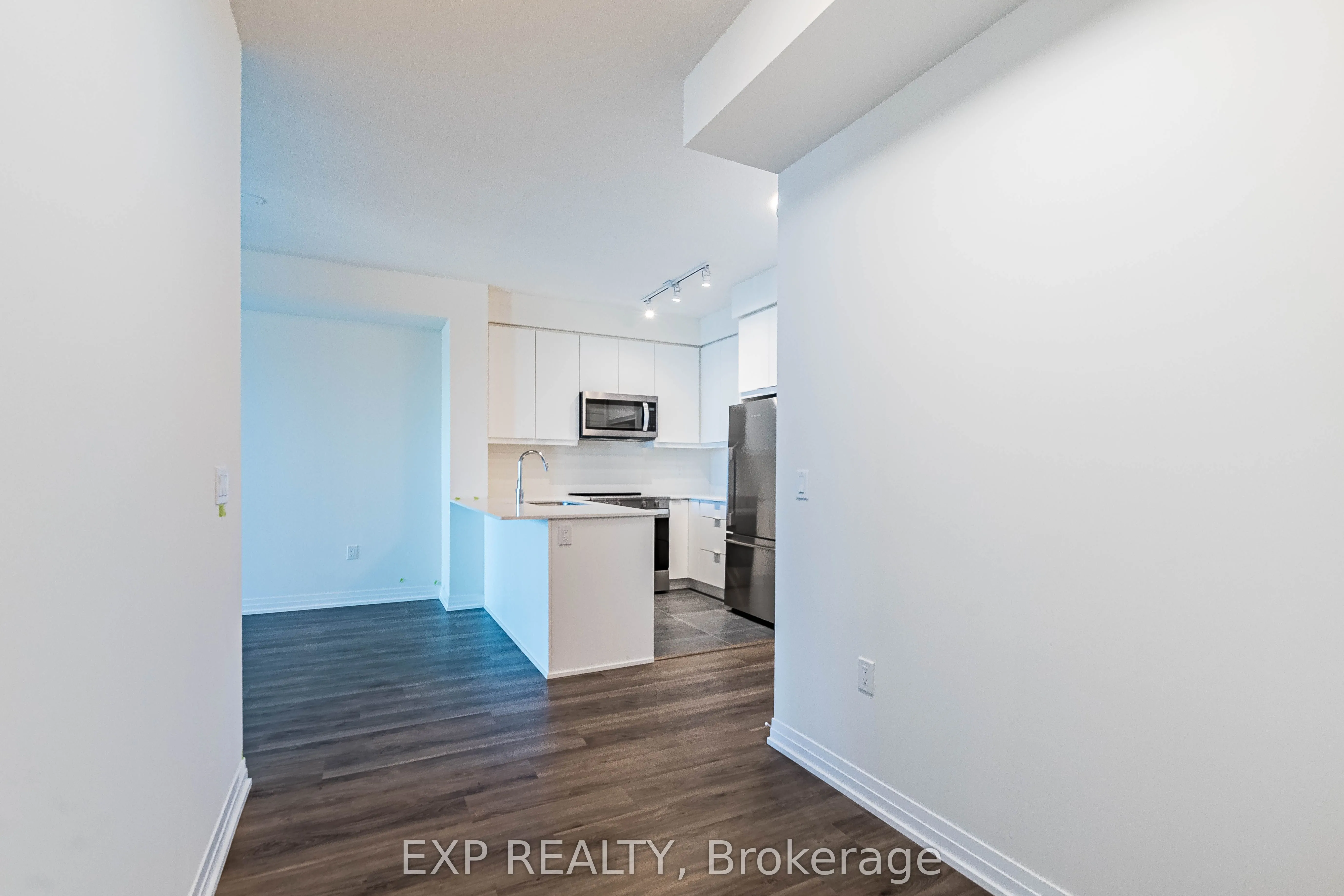 15 Watergarden Drive, #502