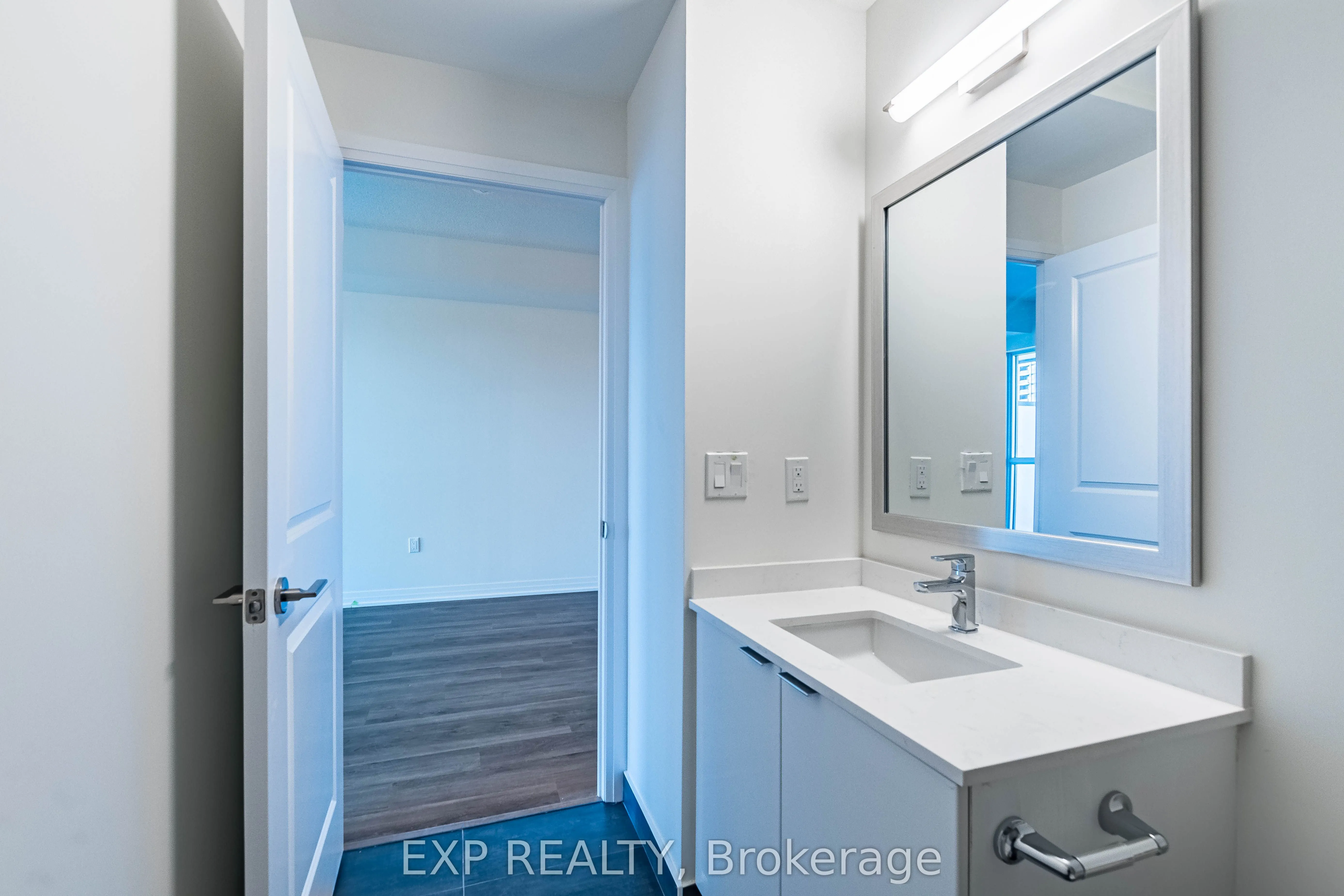 15 Watergarden Drive, #502