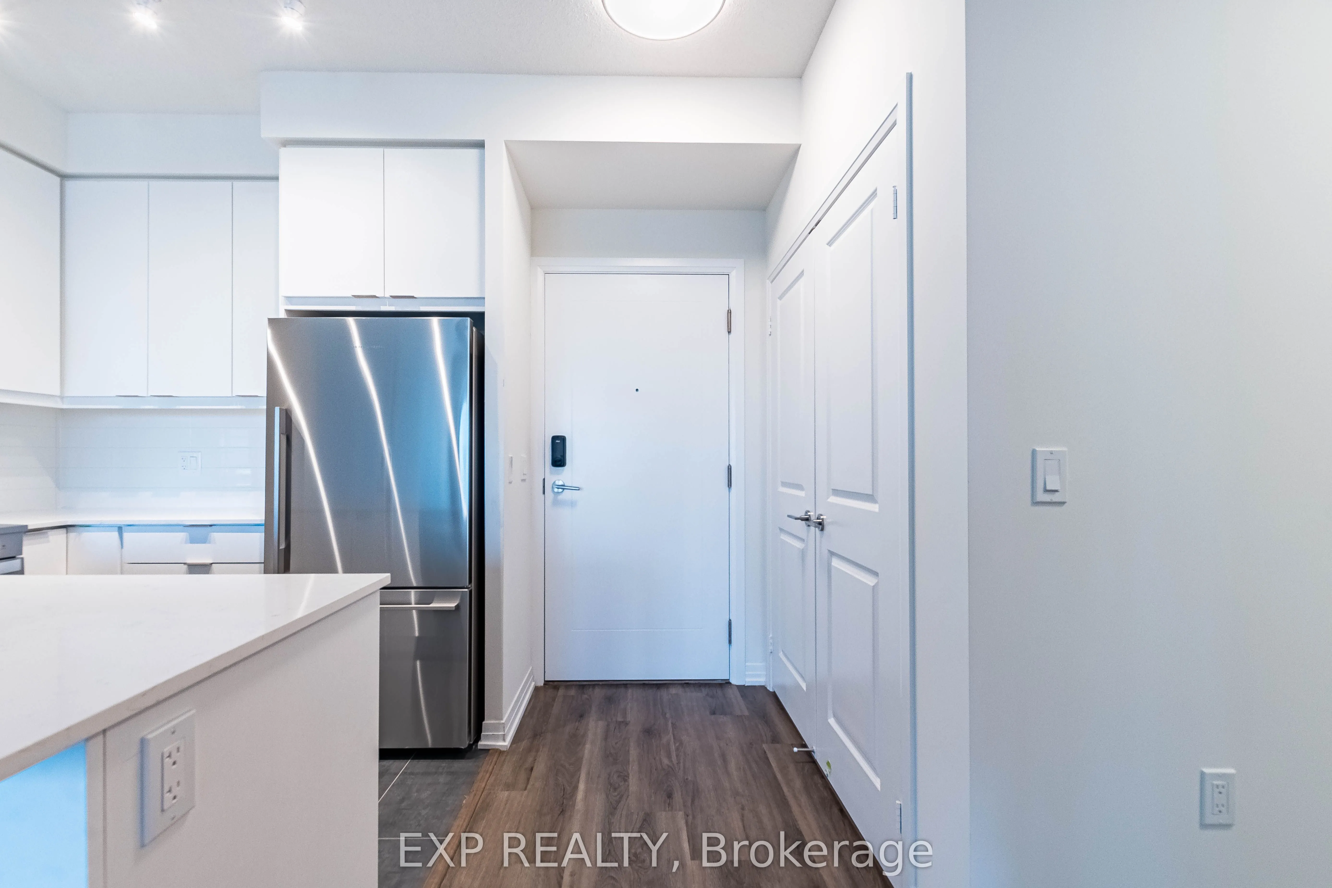 15 Watergarden Drive, #502