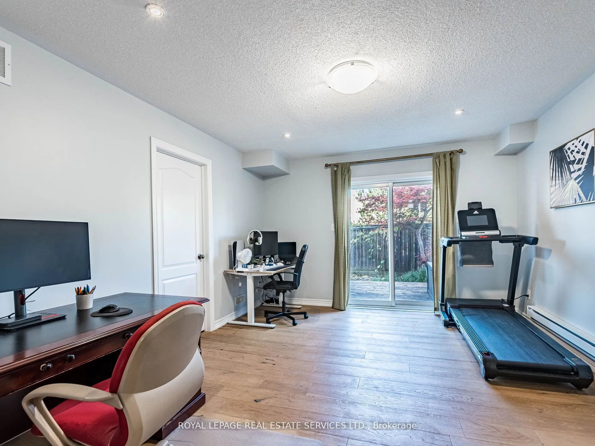 3087 Highvalley Road