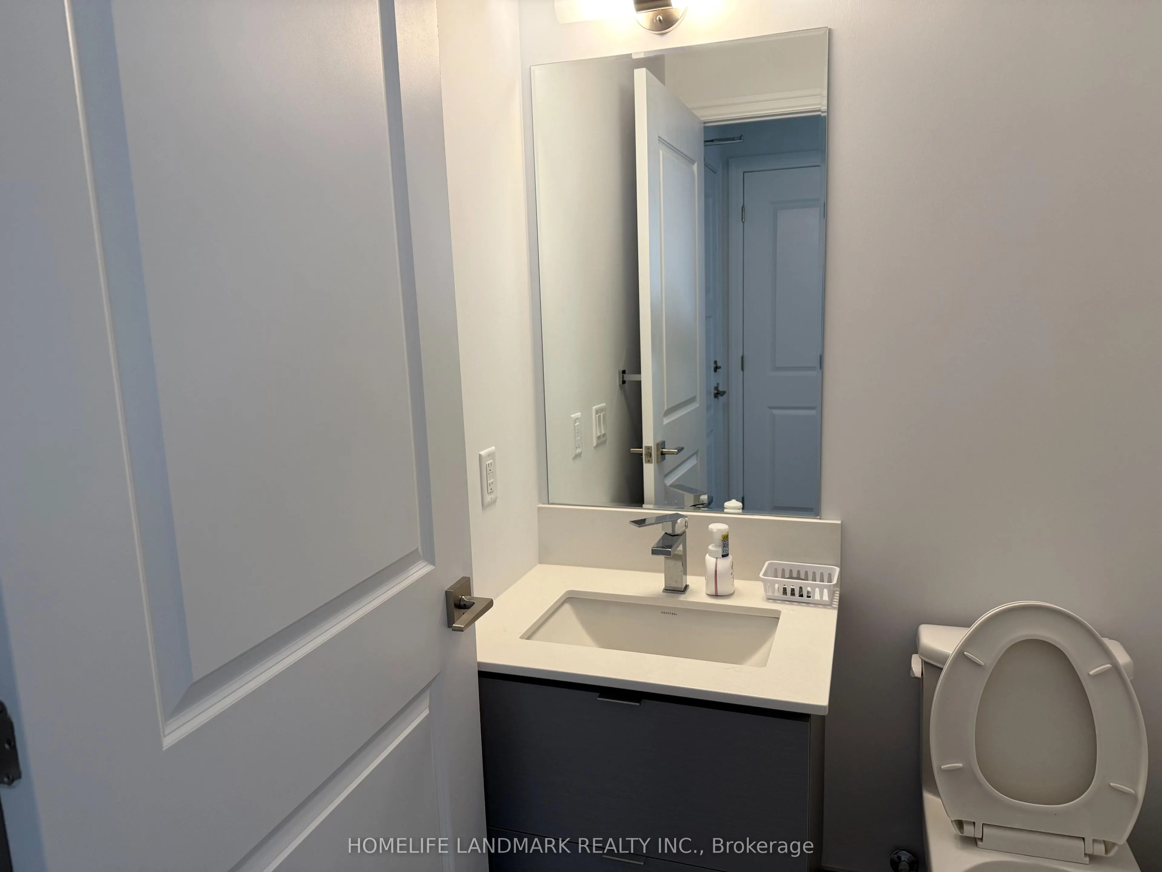 36 ELM Drive W, #2506