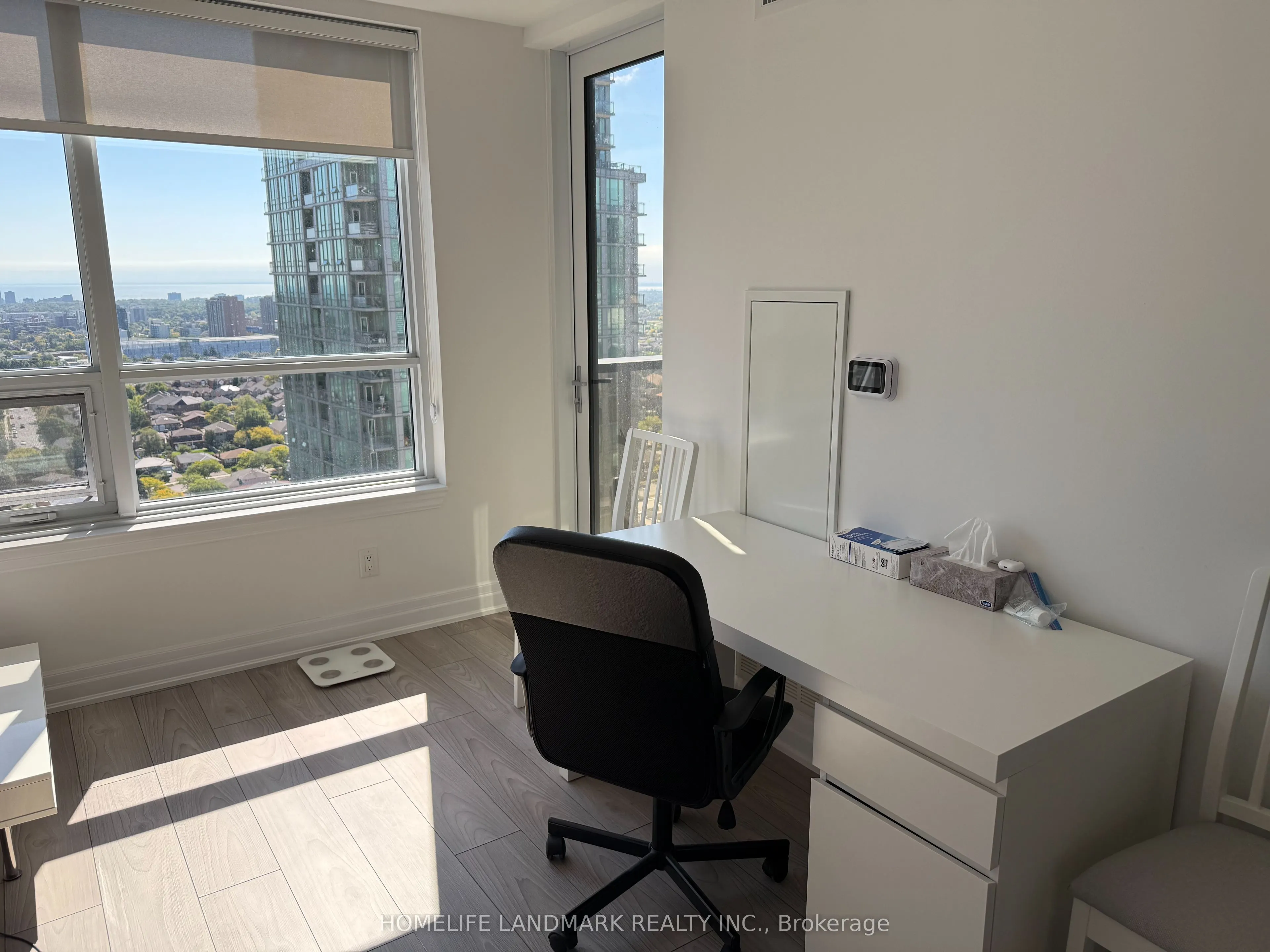 36 ELM Drive W, #2506