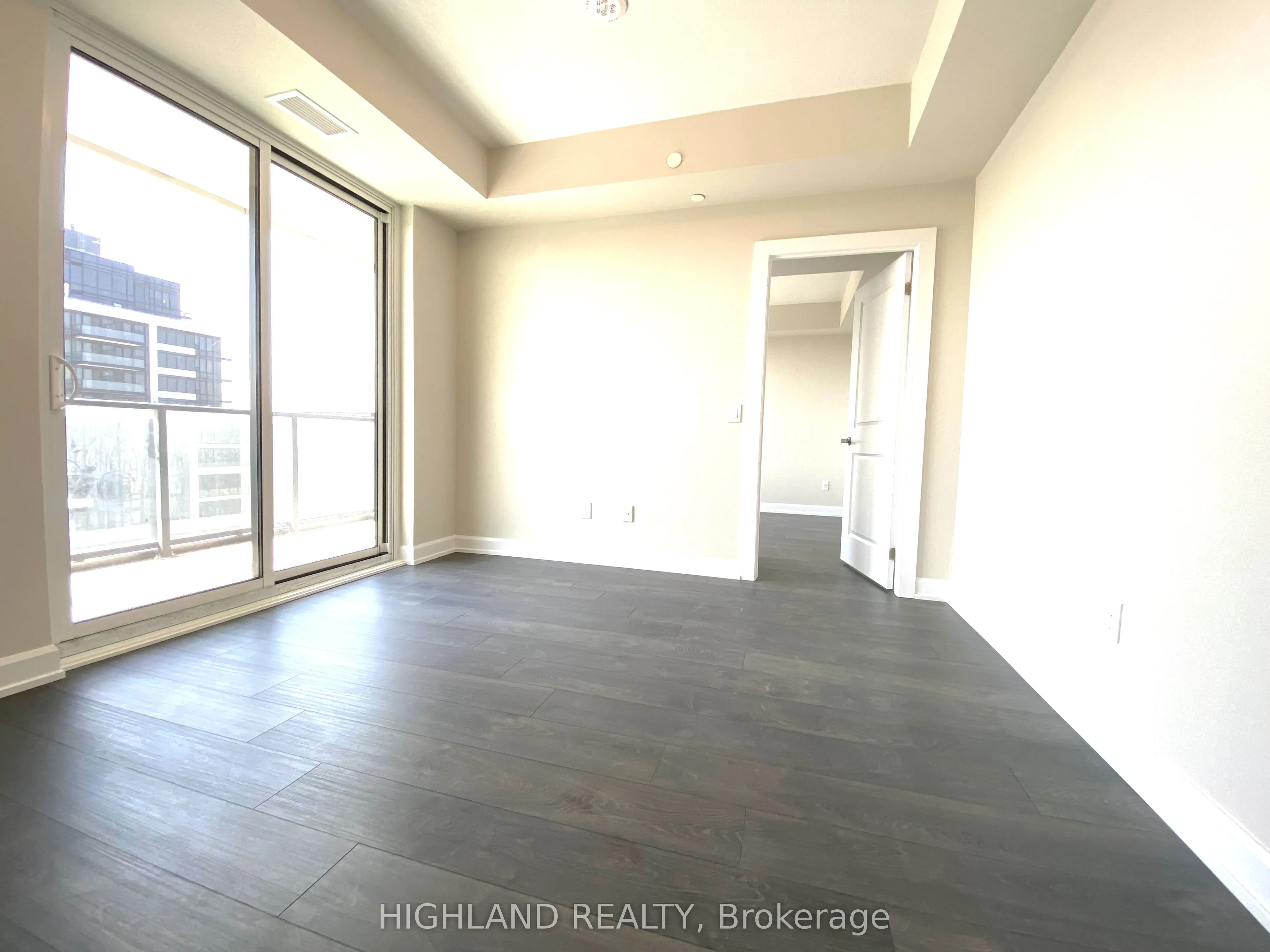 3220 William Coltson Avenue, #823
