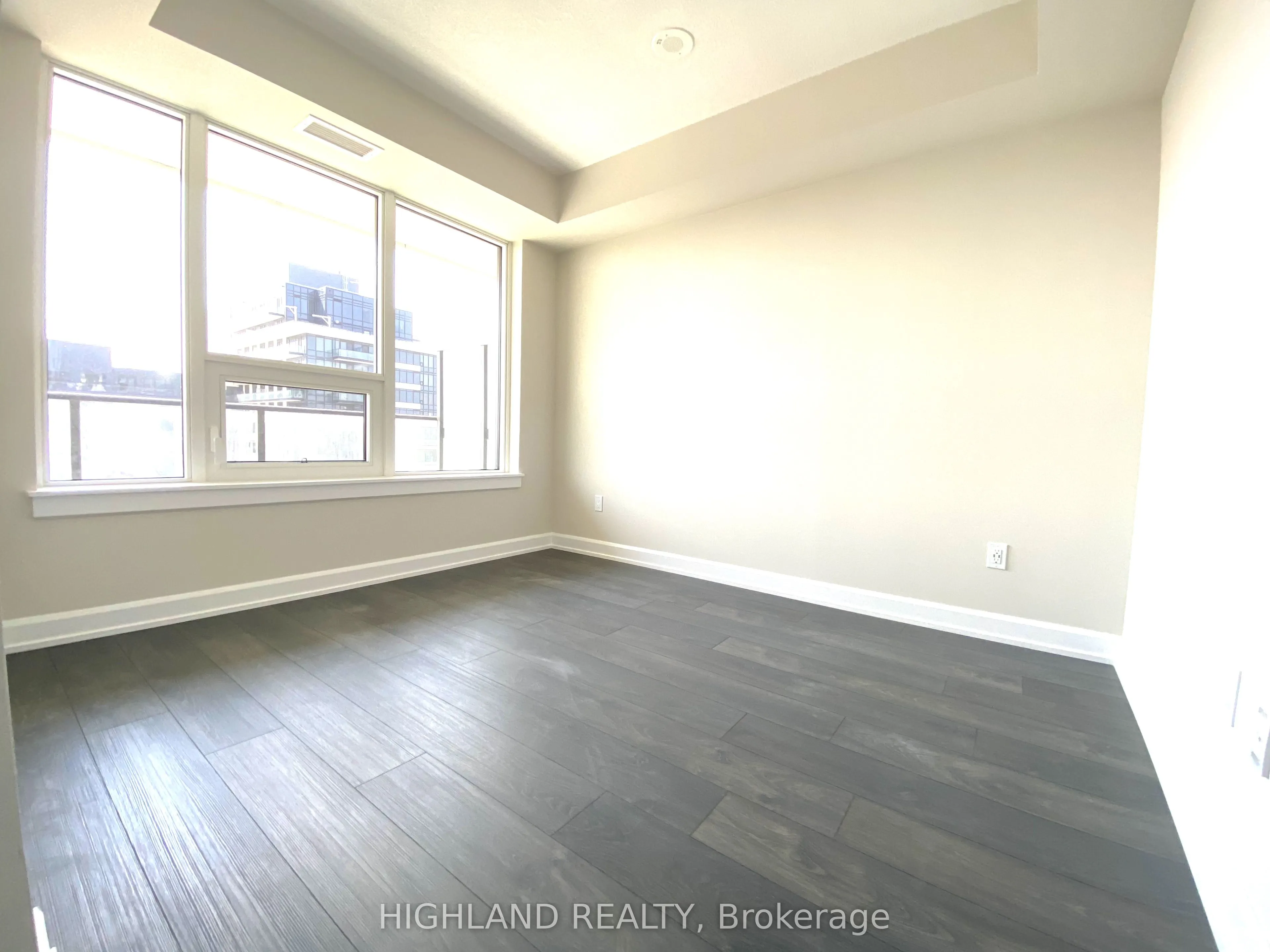3220 William Coltson Avenue, #823