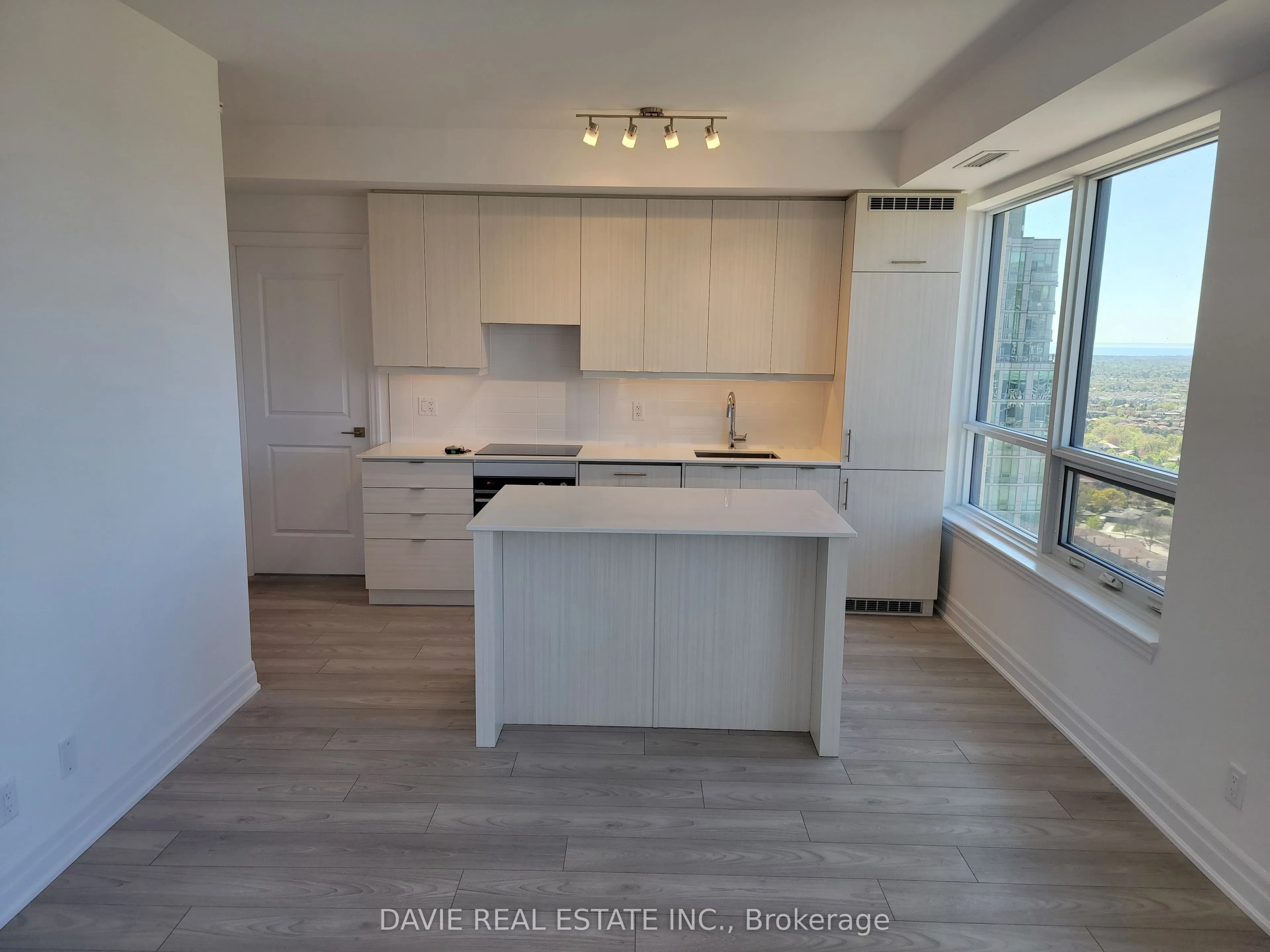36 Elm Drive W, #2909