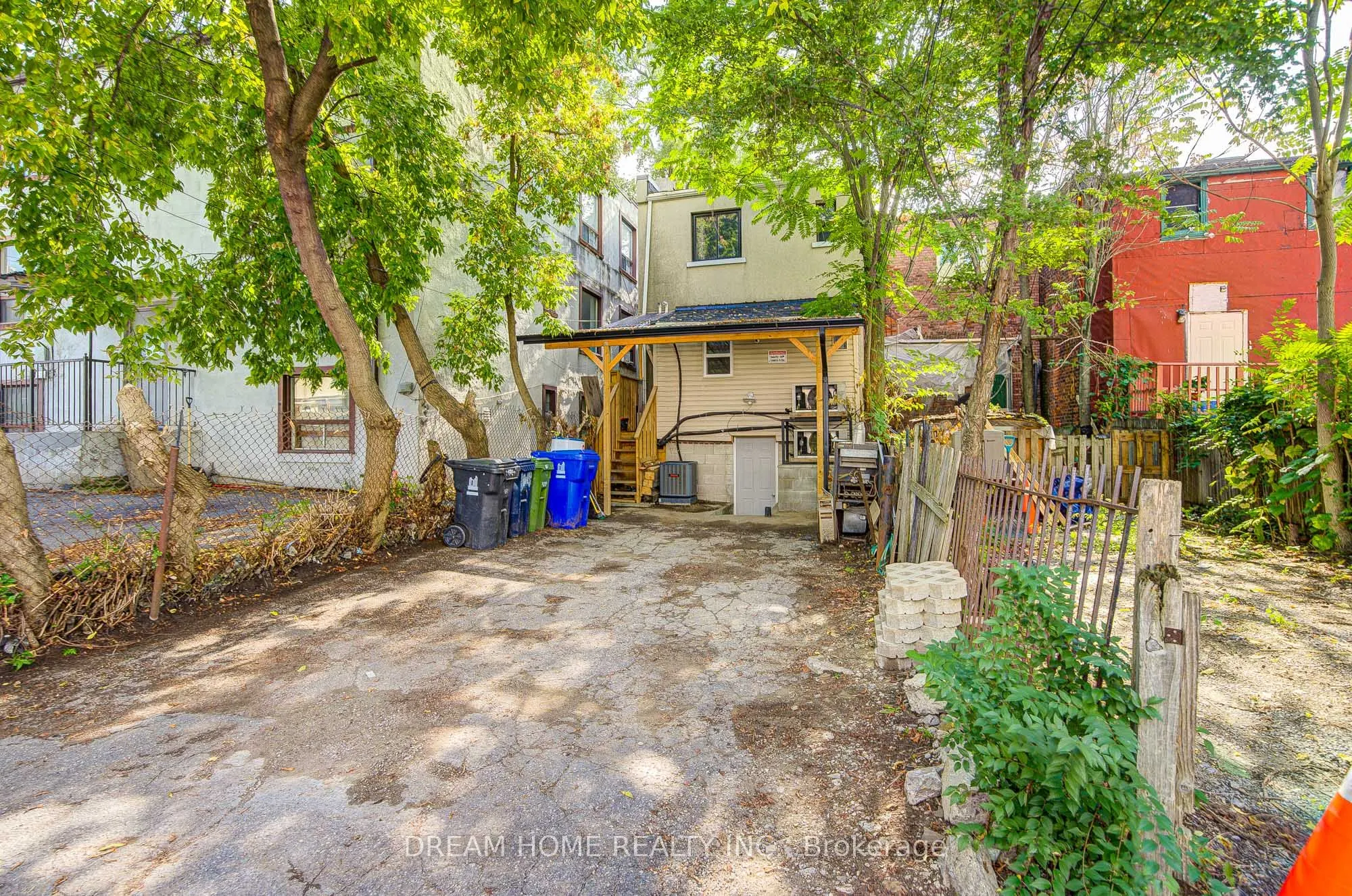 1015 Weston Road