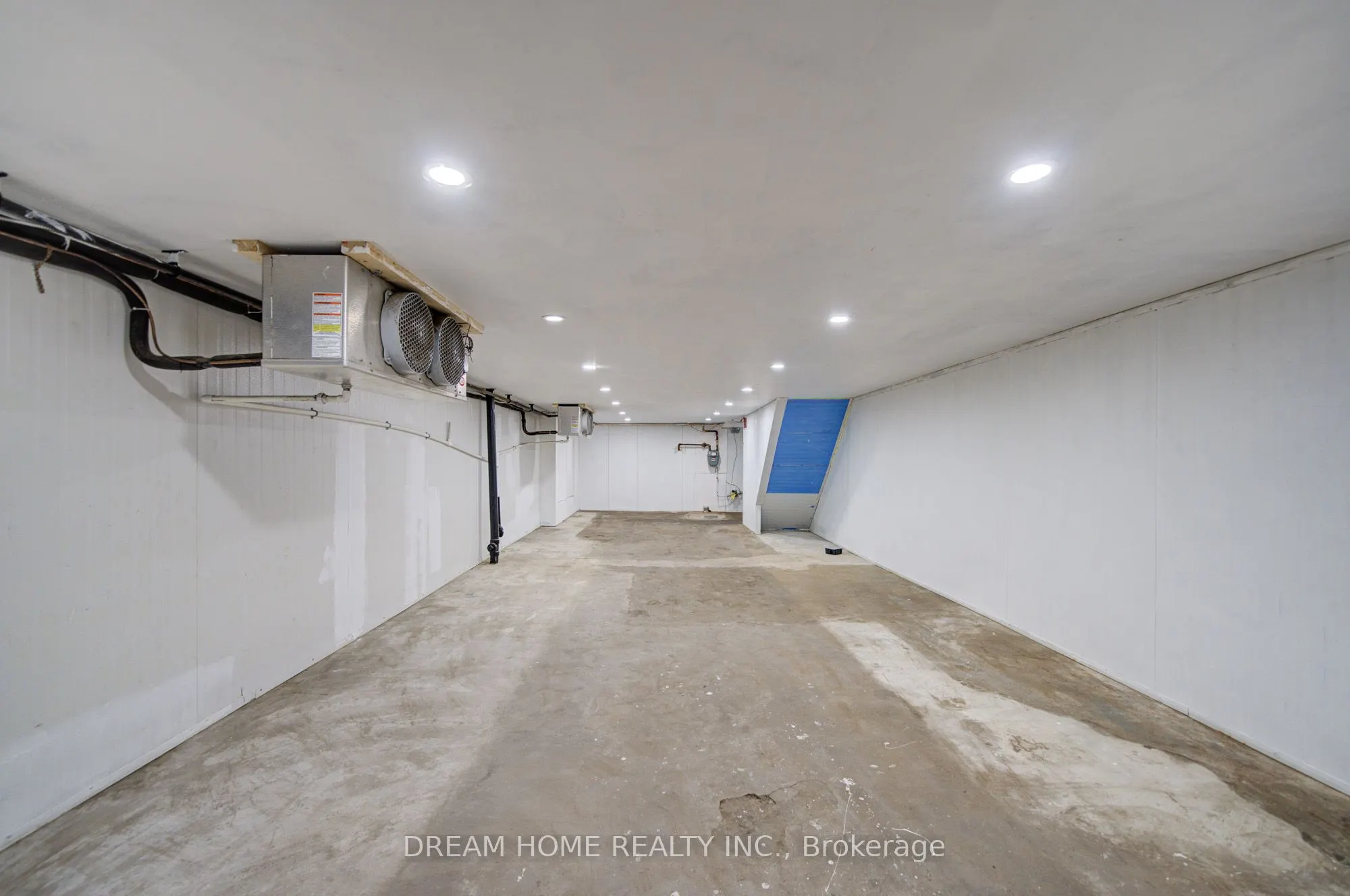 1015 Weston Road
