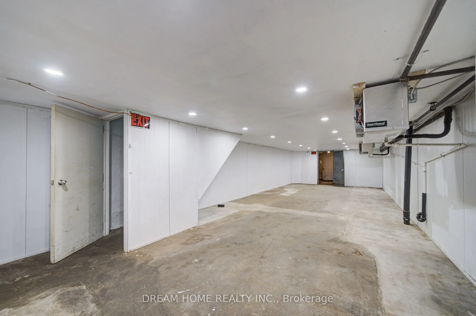 1015 Weston Road