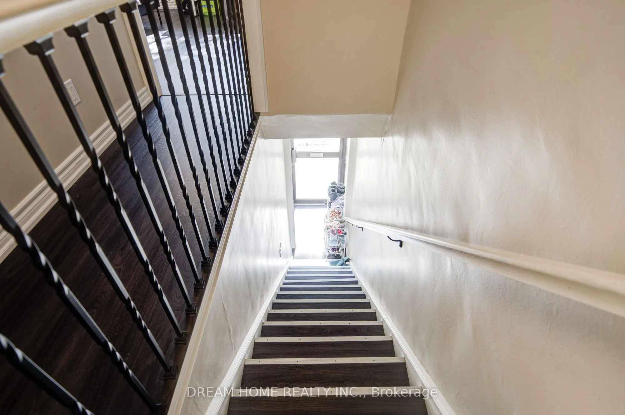 1015 Weston Road