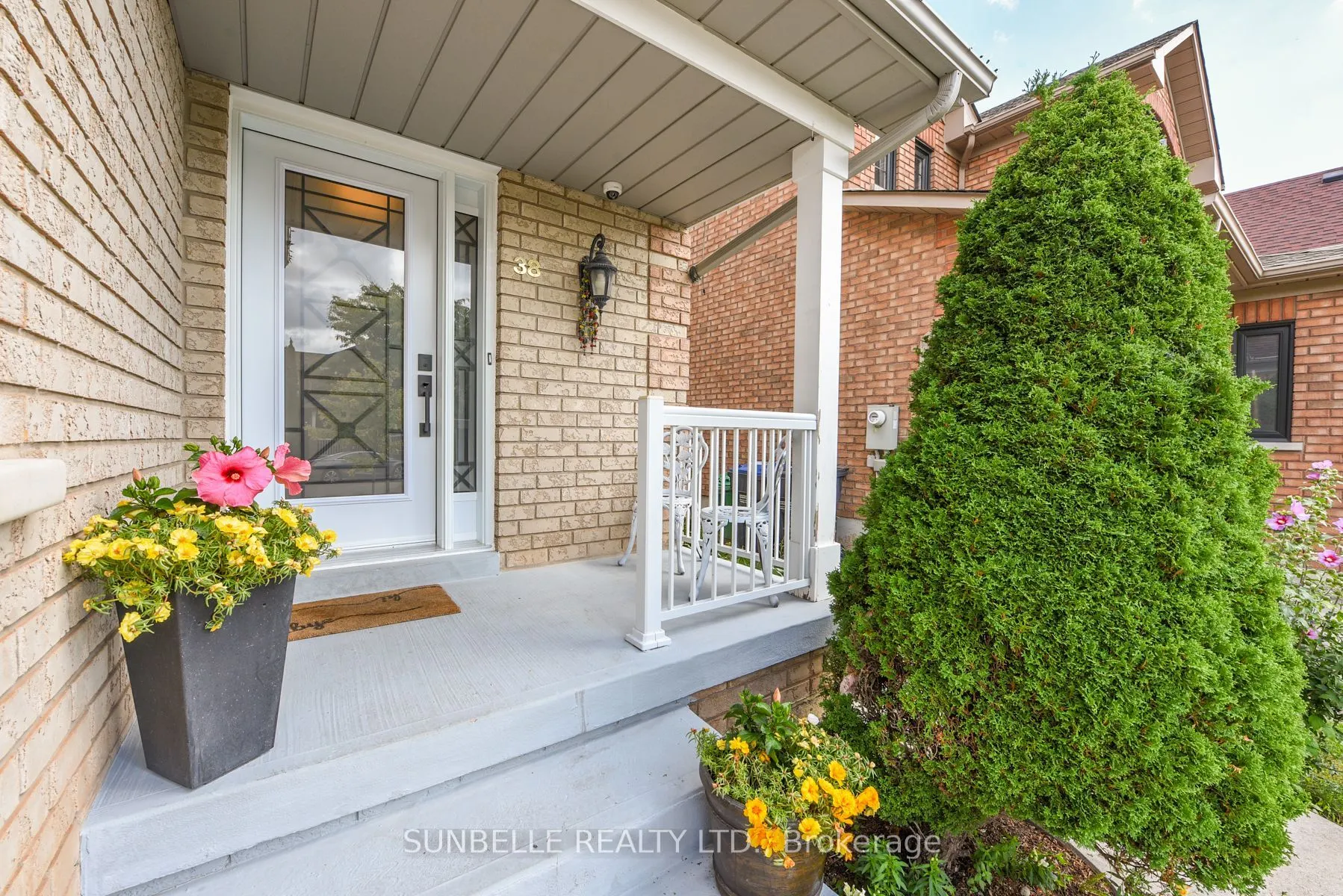 38 Sunny Glen Crescent