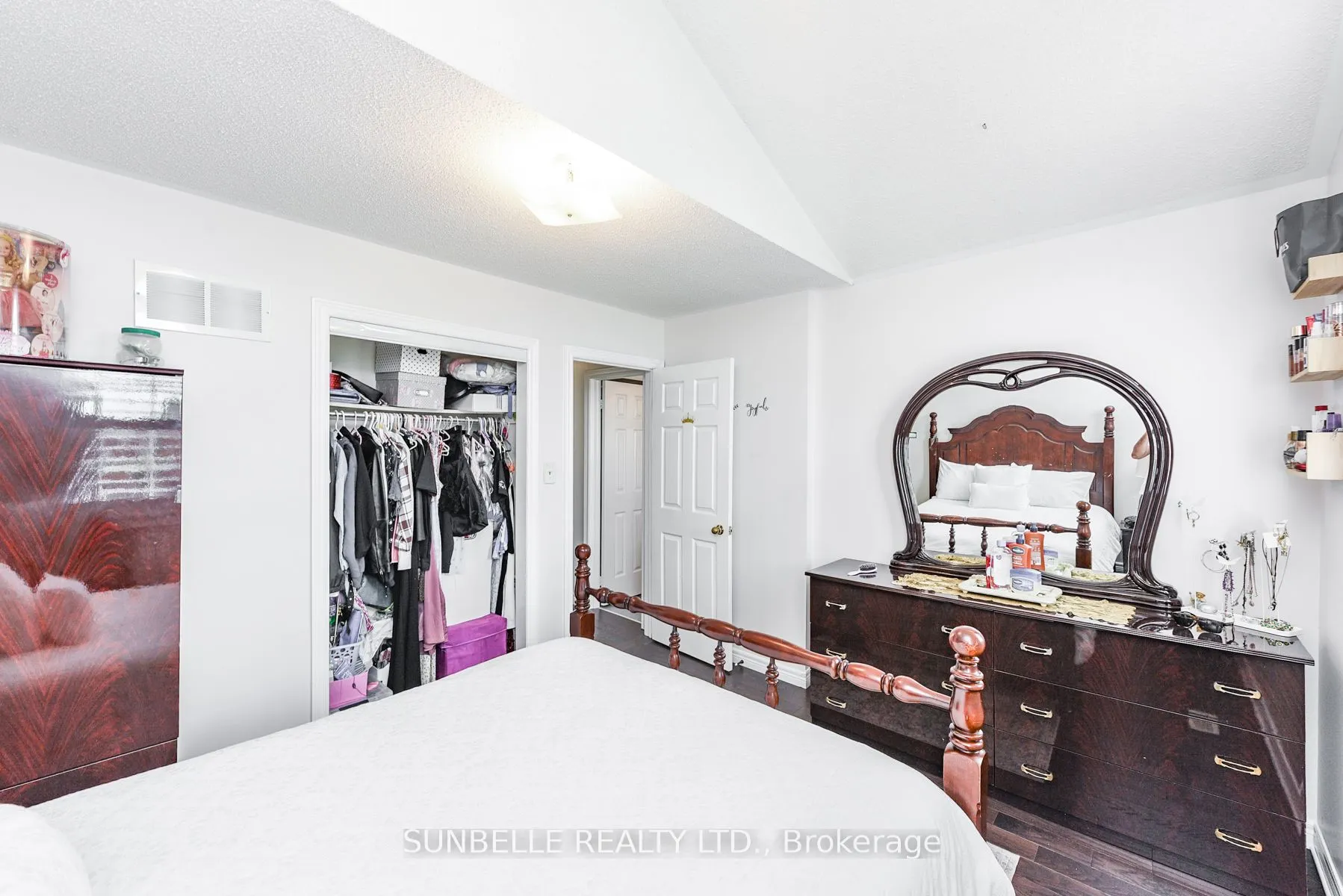 38 Sunny Glen Crescent