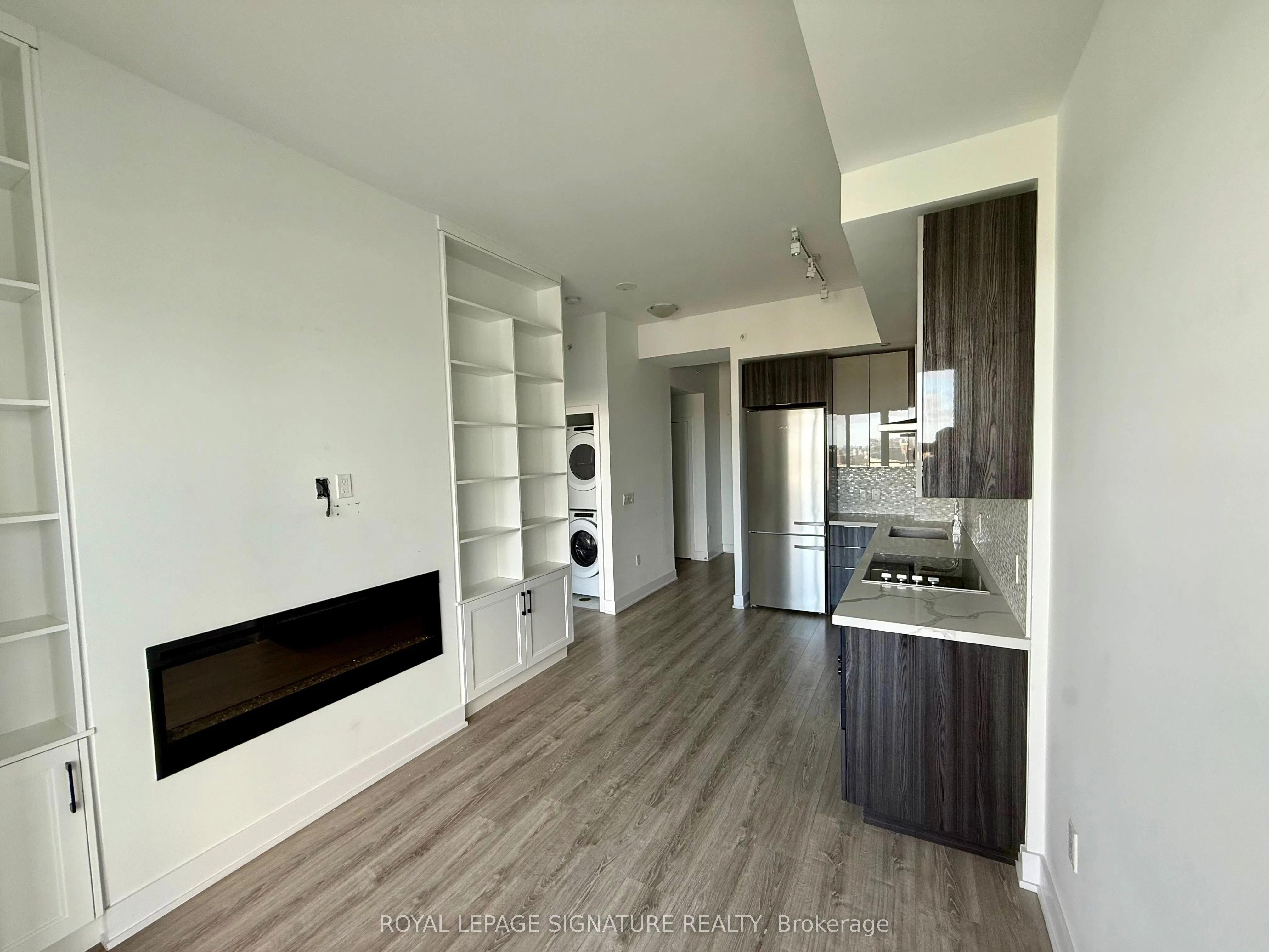 20 Shore Breeze Drive, #06