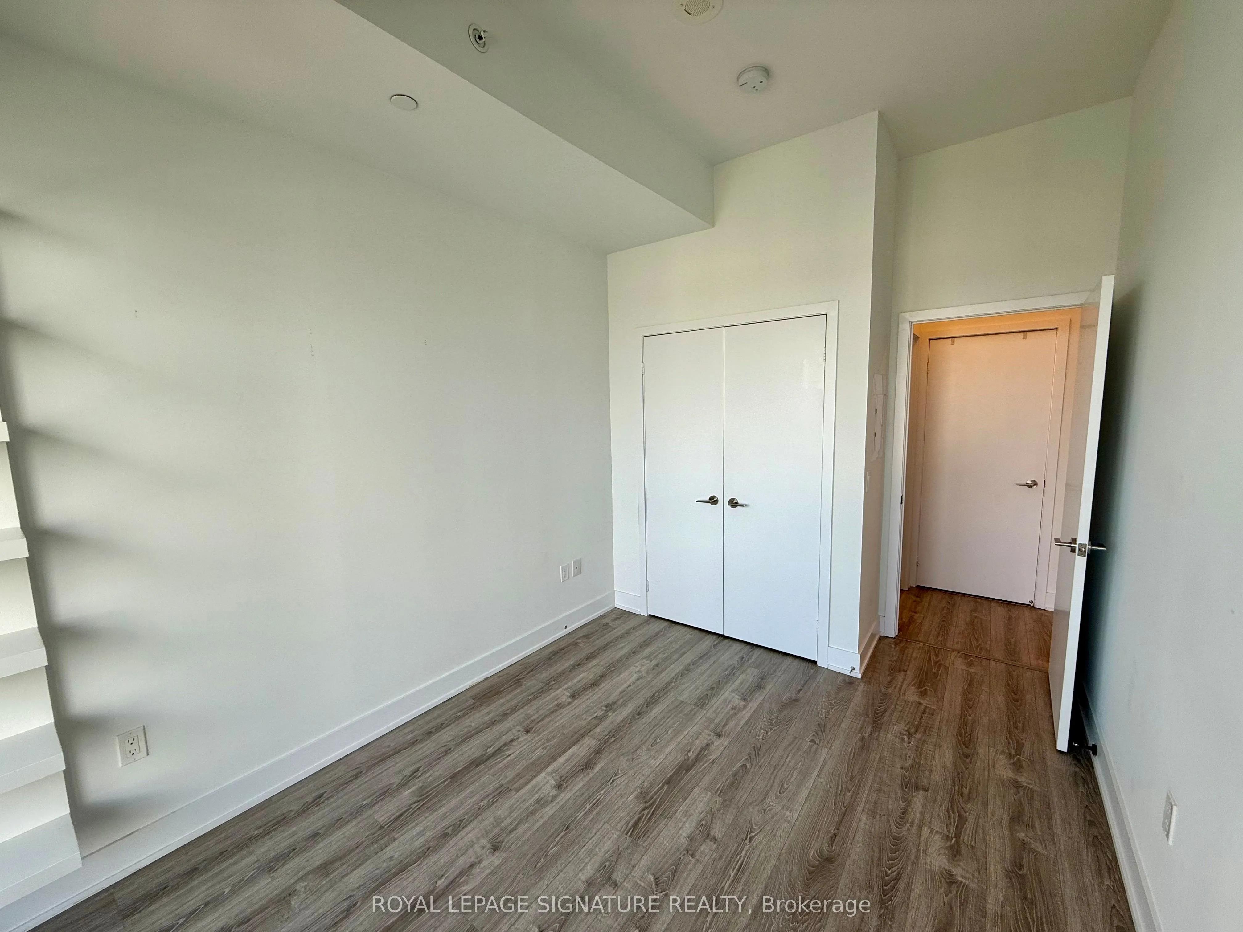 20 Shore Breeze Drive, #06