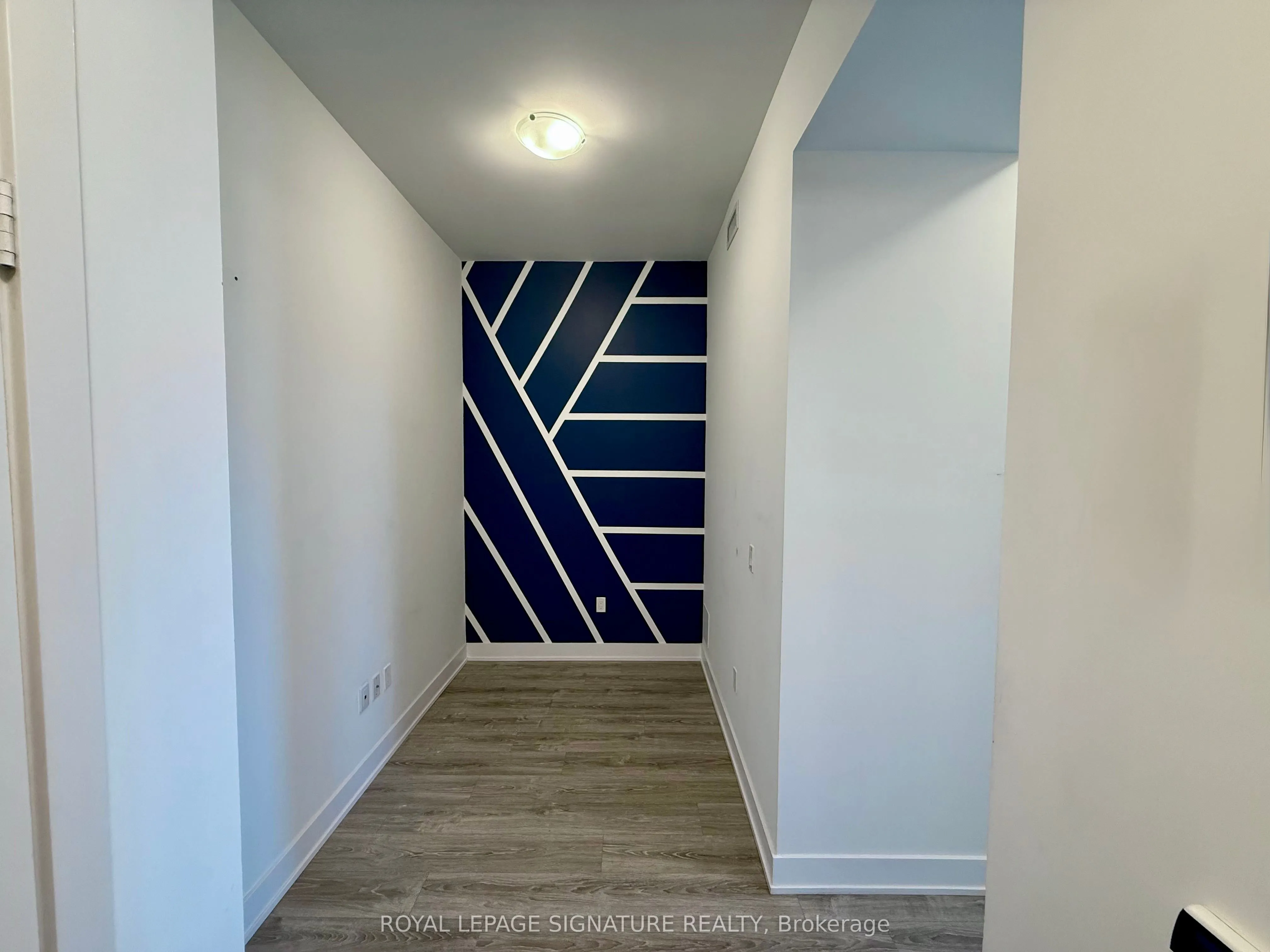 20 Shore Breeze Drive, #06