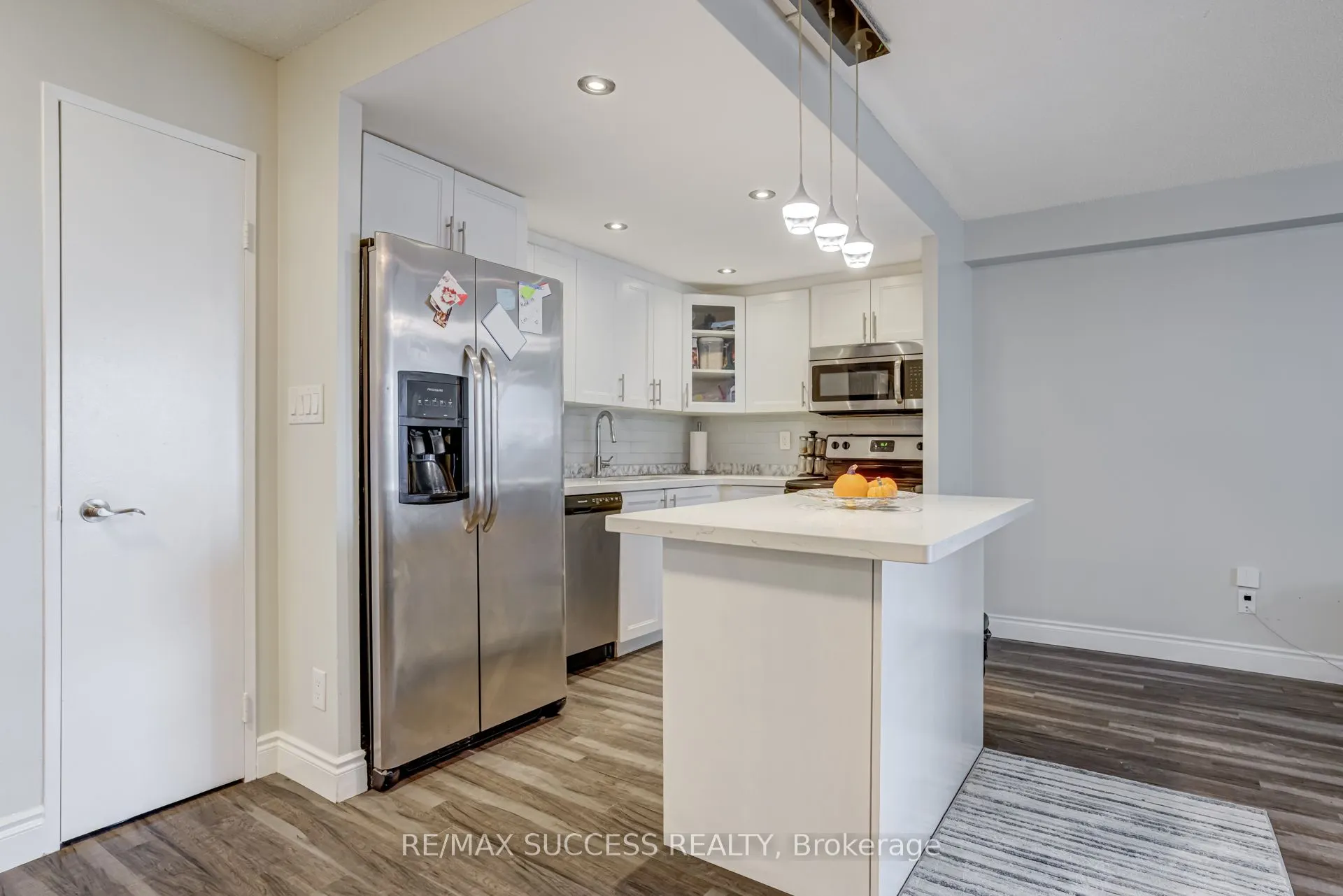 145 Hillcrest Avenue, #713