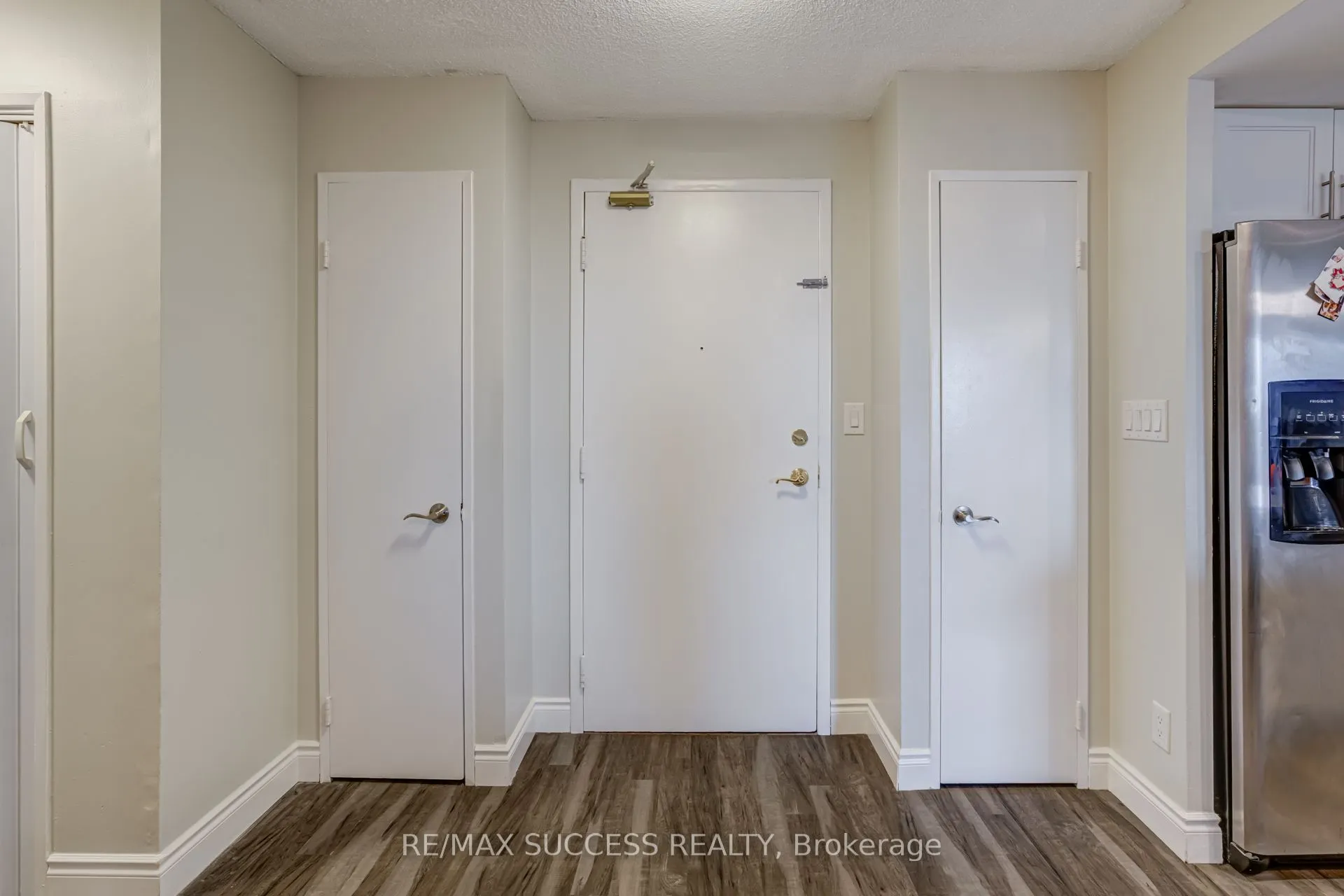 145 Hillcrest Avenue, #713
