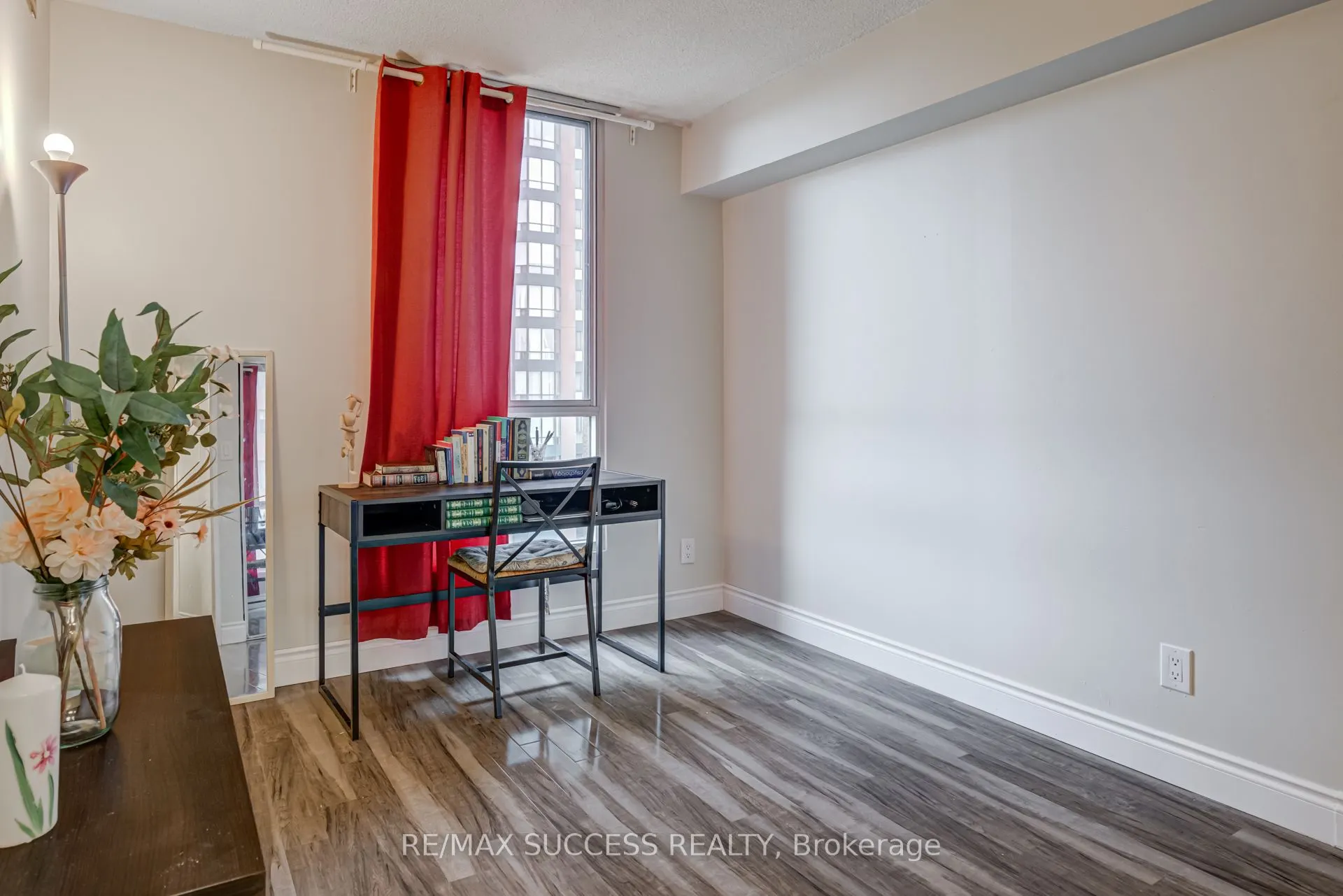 145 Hillcrest Avenue, #713
