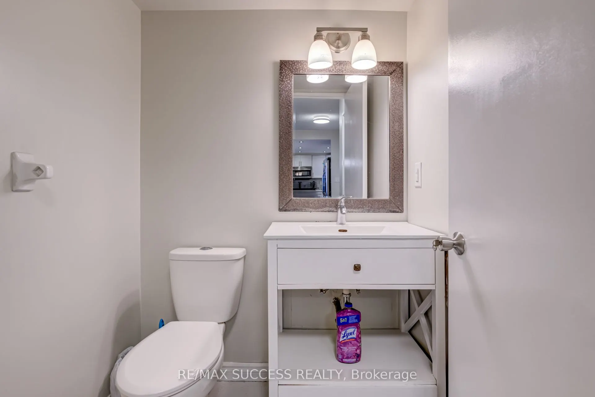 145 Hillcrest Avenue, #713
