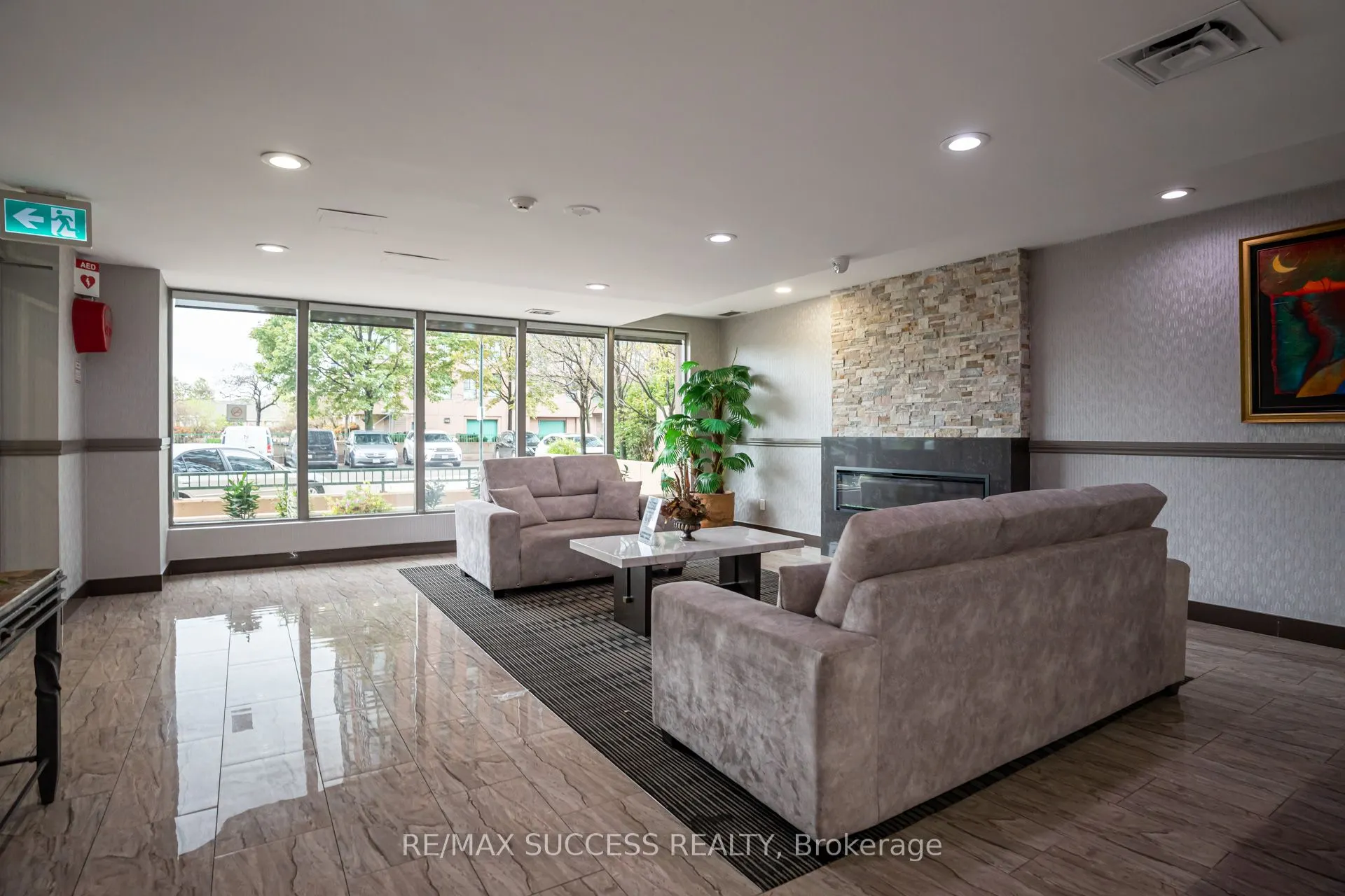 145 Hillcrest Avenue, #713