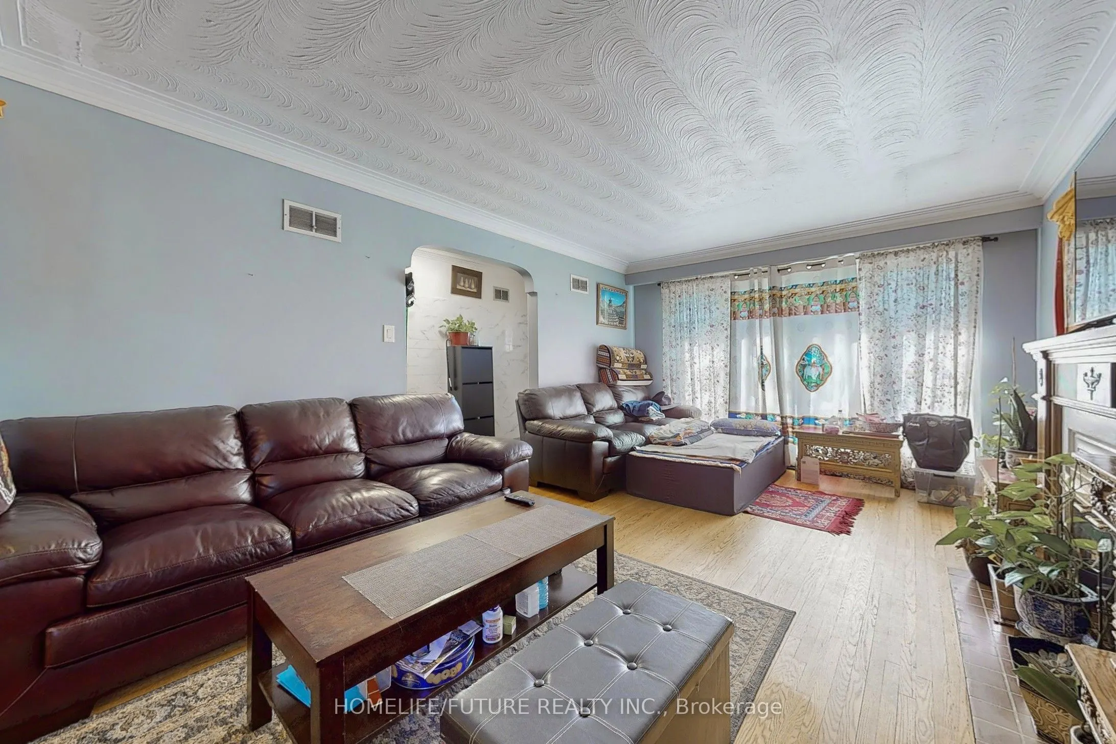 1013 Islington Avenue
