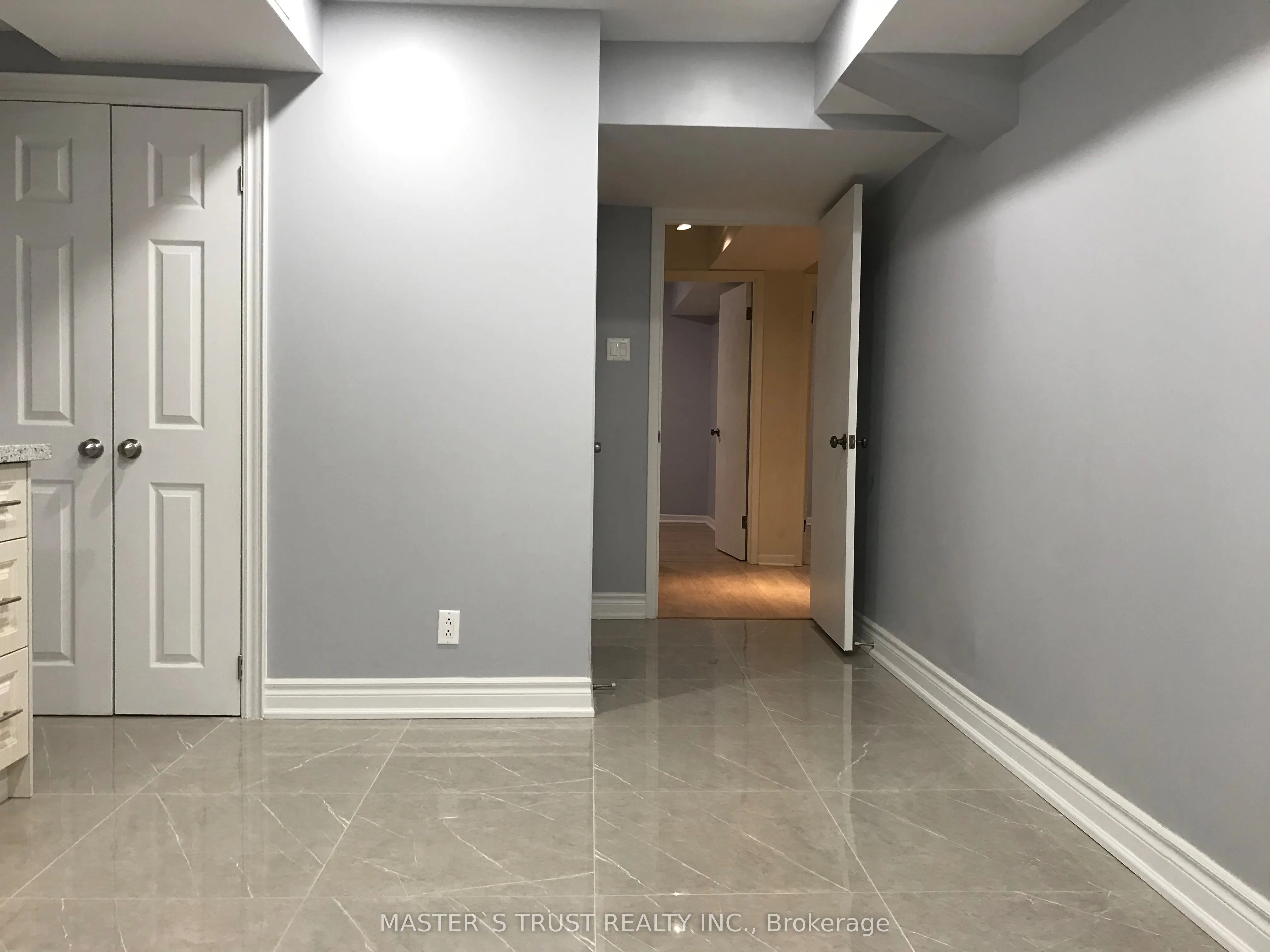 2186 Truscott Drive