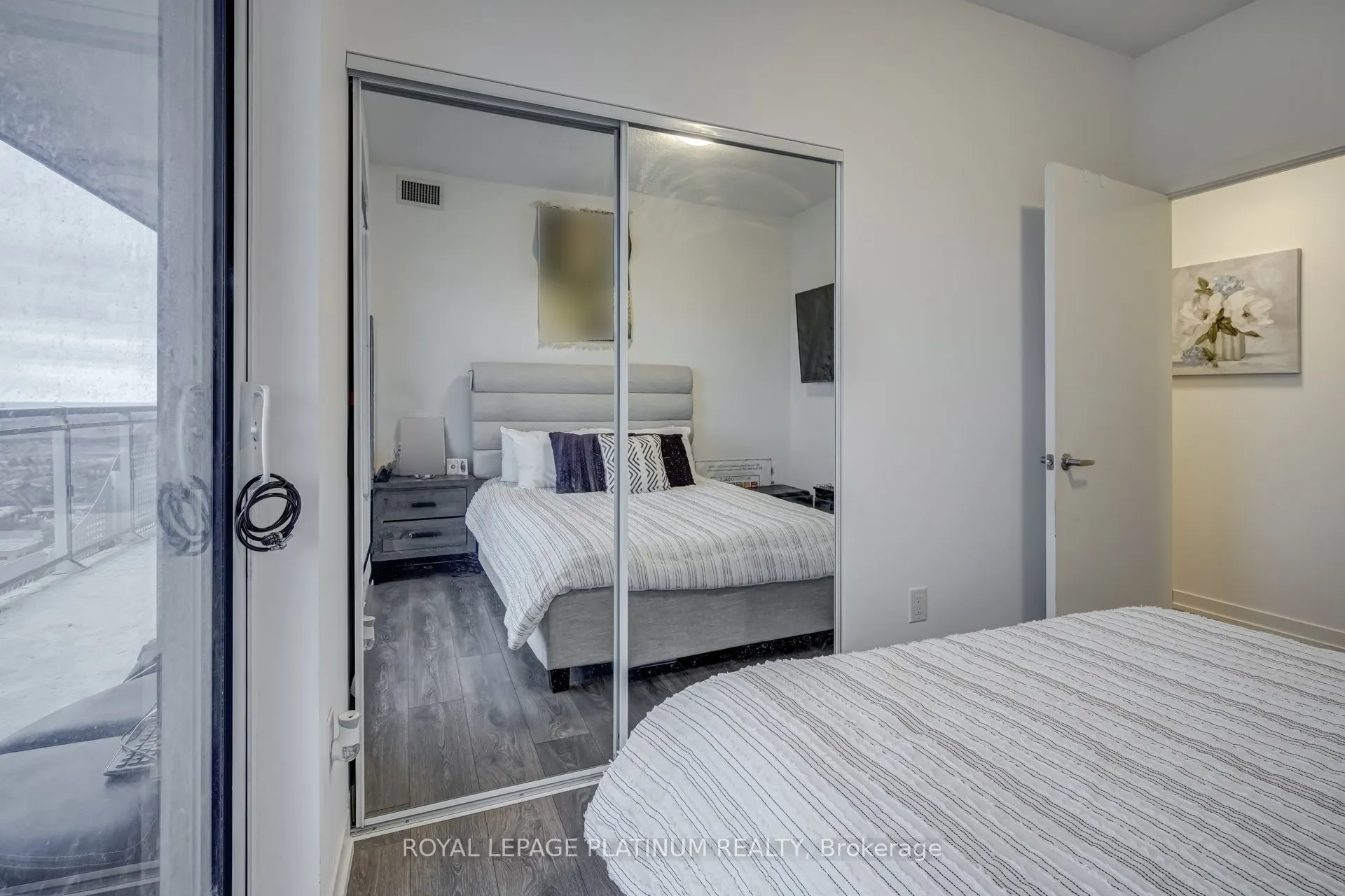 2520 Eglinton Avenue W, #1514
