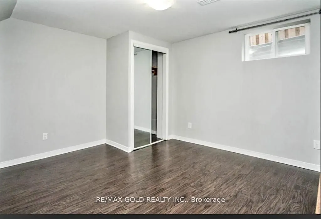 79 Windmill Boulevard, #BASEMENT B