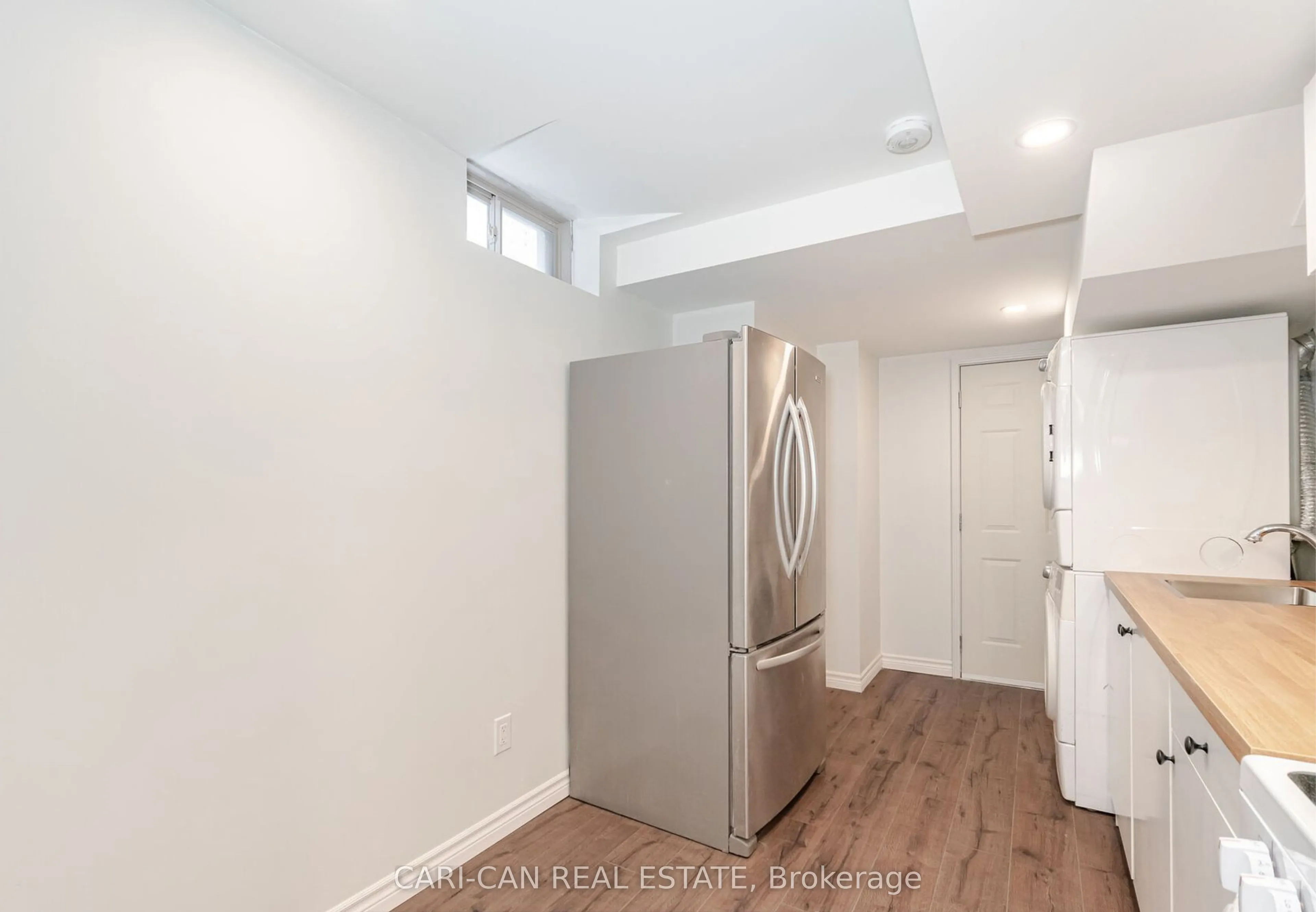 18 Angelfish Road