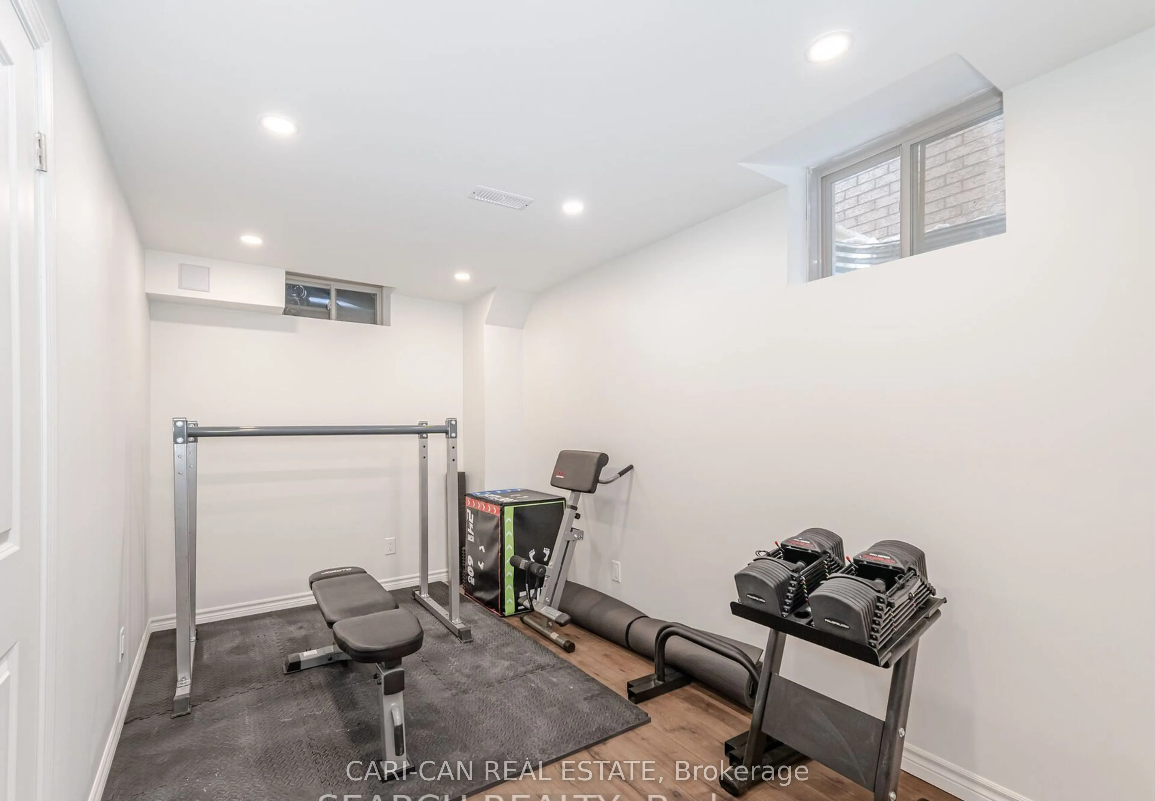 18 Angelfish Road