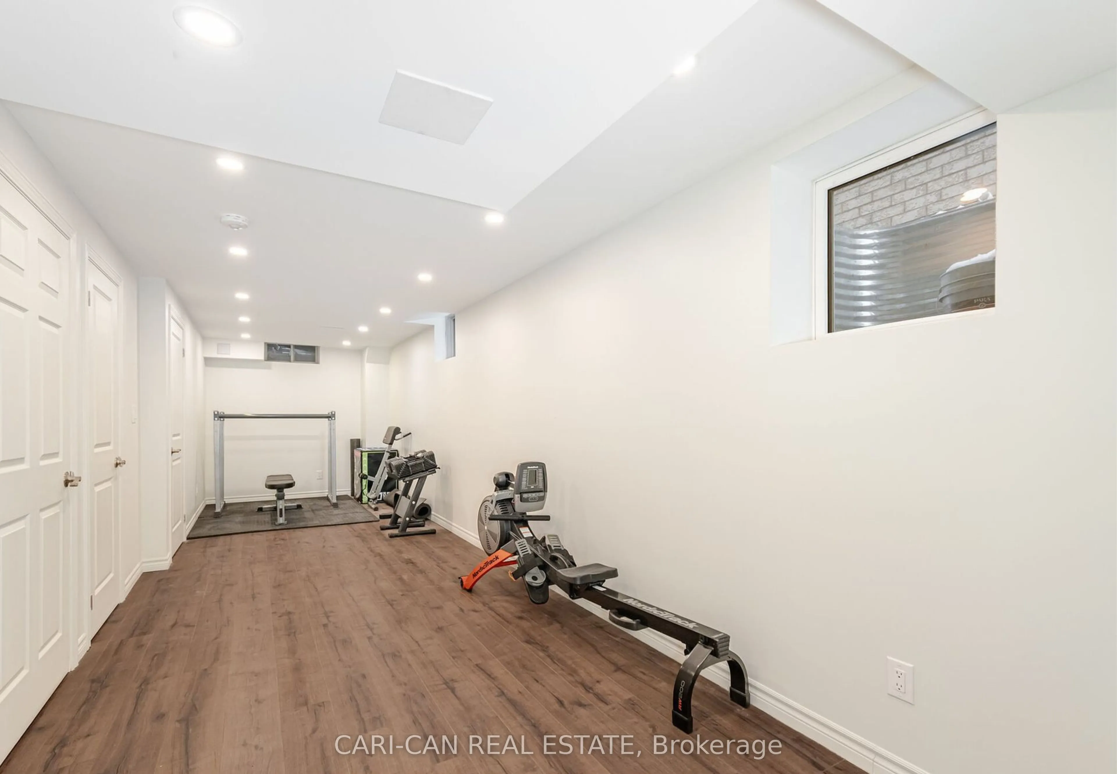 18 Angelfish Road