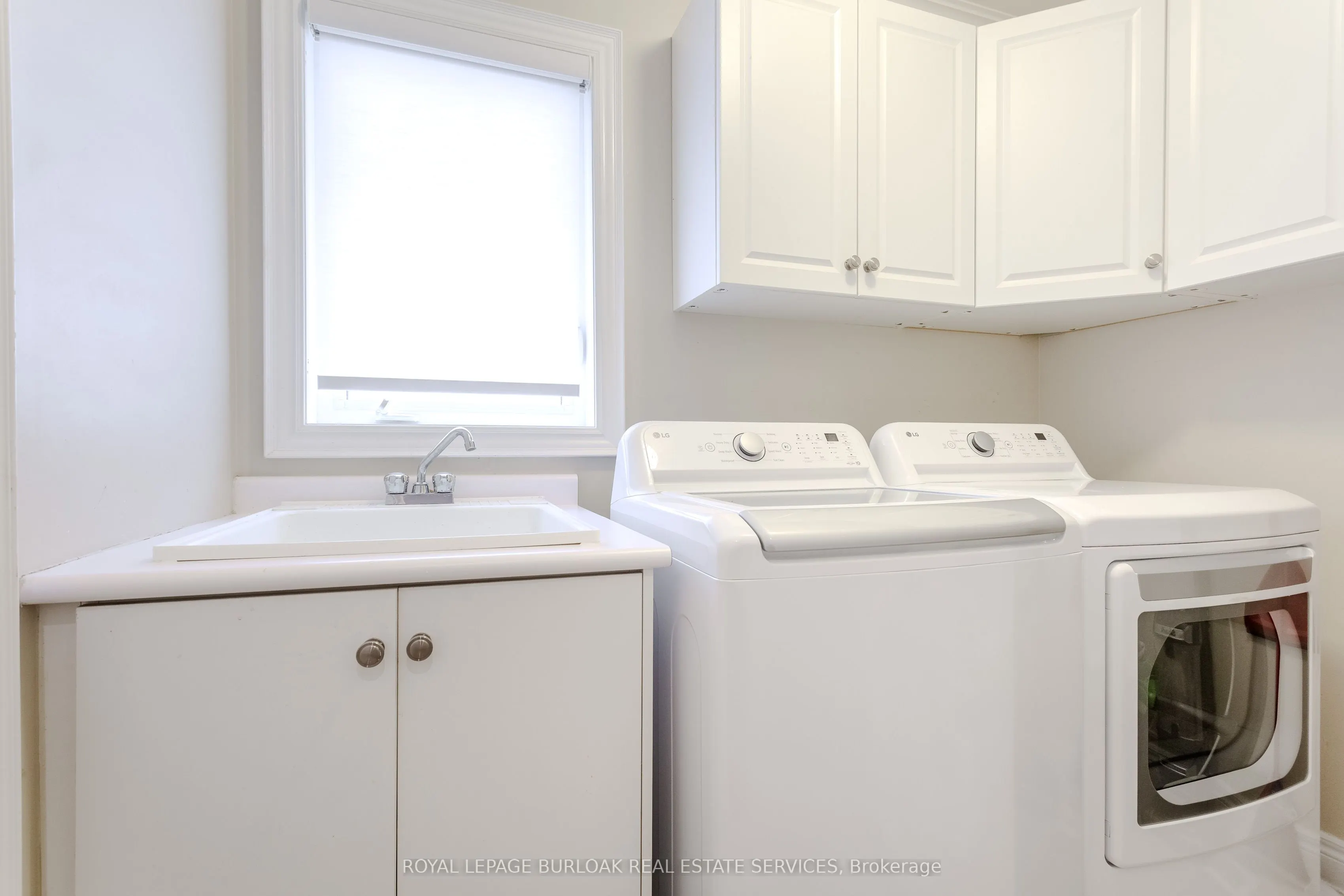 2135 Devonshire Crescent