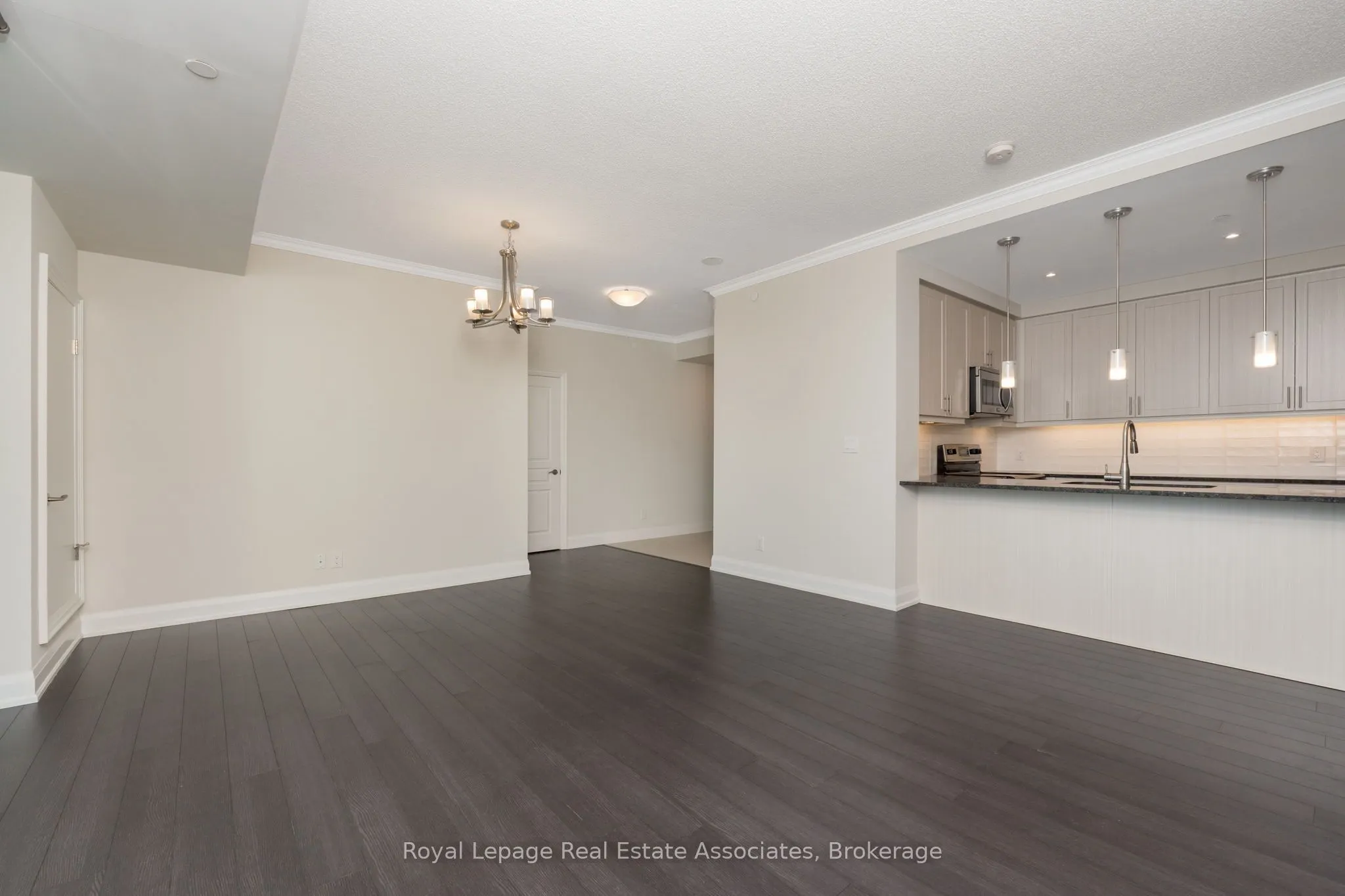 50 Hall Road, #403