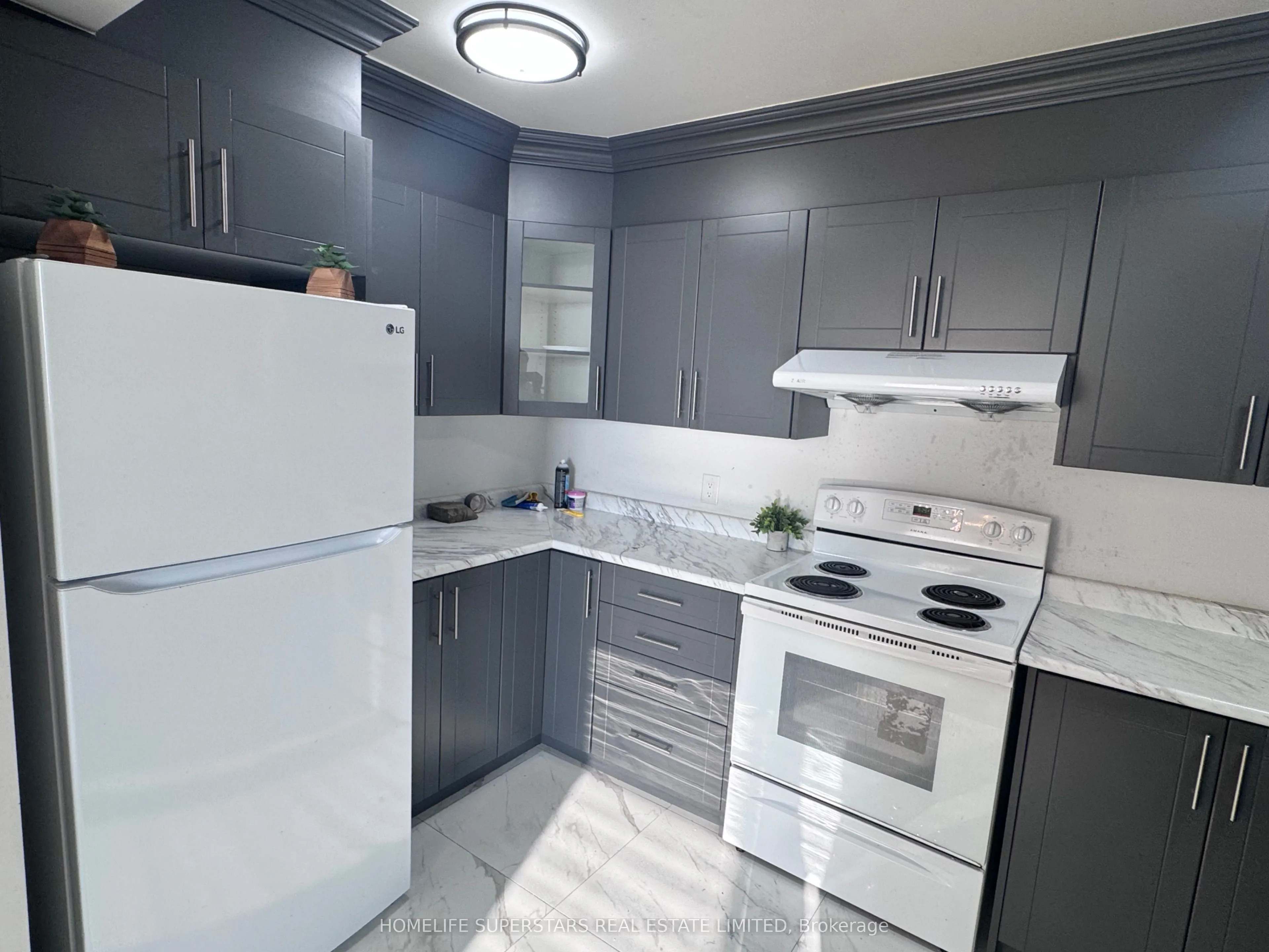 2835 Islington Avenue, #919